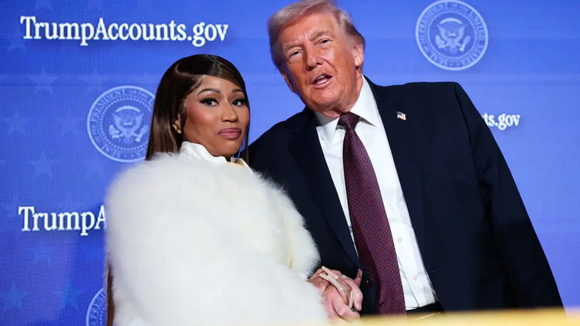 Нікі Мінаж інвестує у майбутнє дітей та виступає на боці Трампа