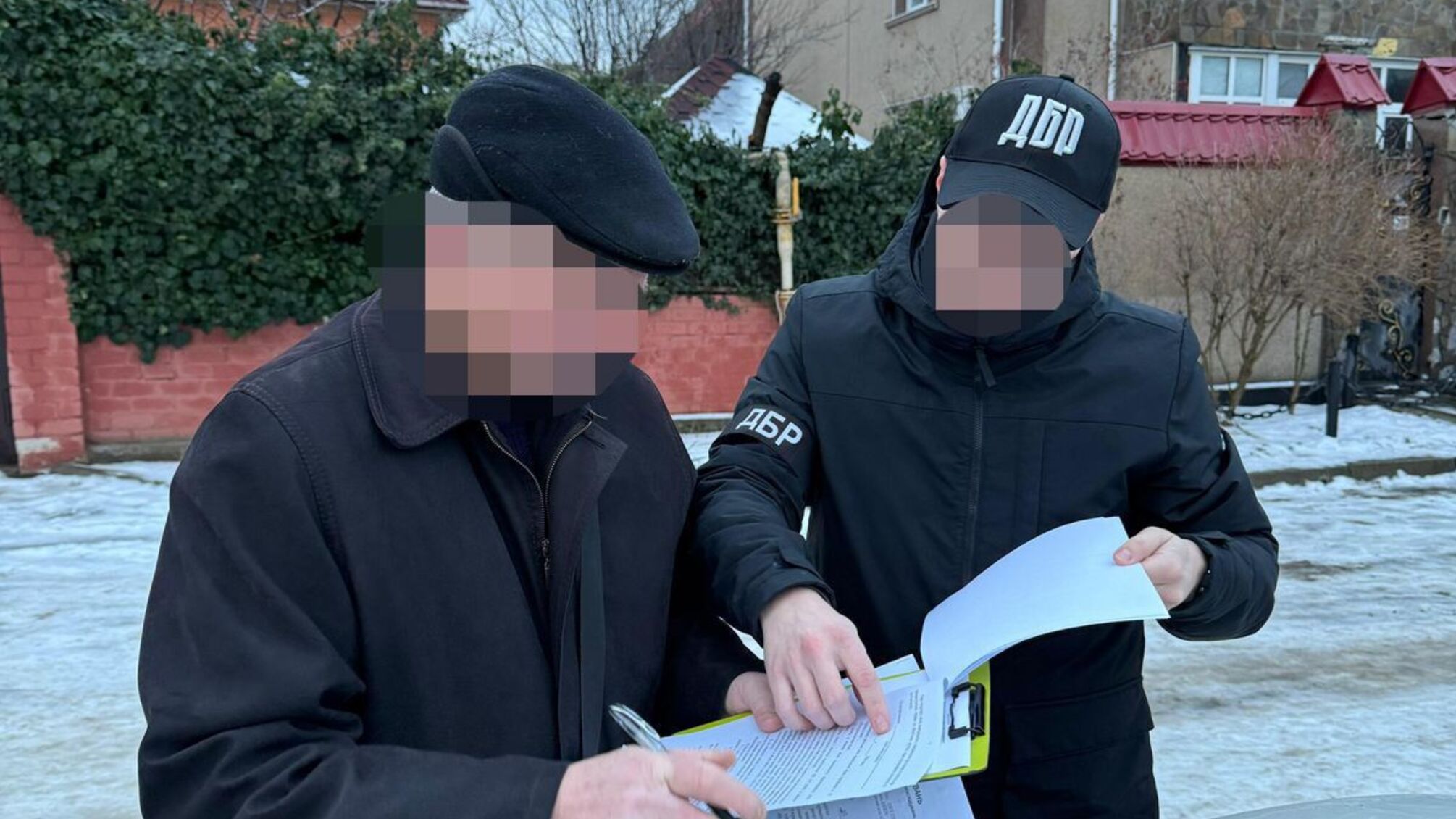 Житель Херсона допомагав окупантам налагоджувати військову логістику під час окупації