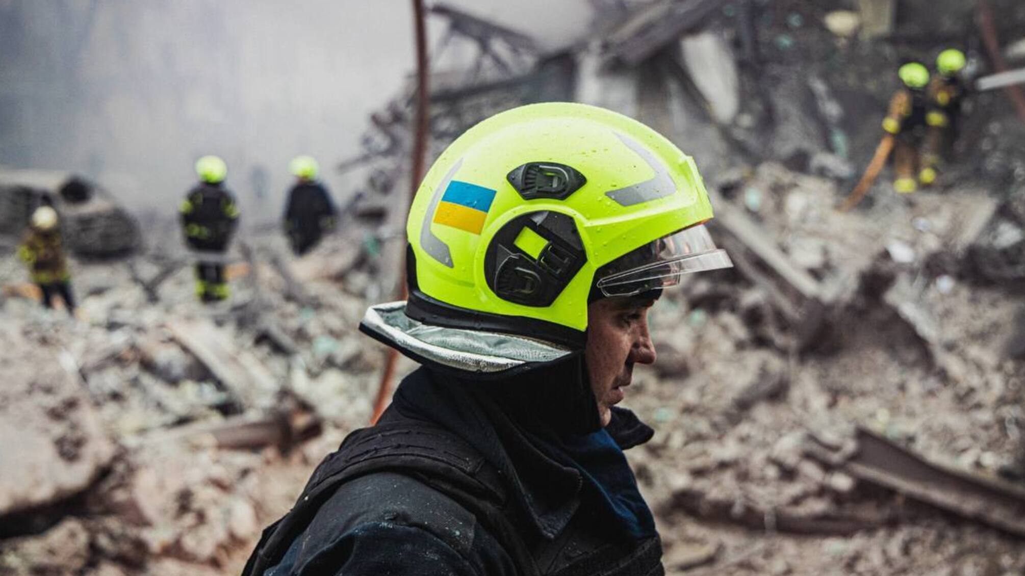 Росія атакувала Чернігів: пошкоджено підприємство і десятки осель