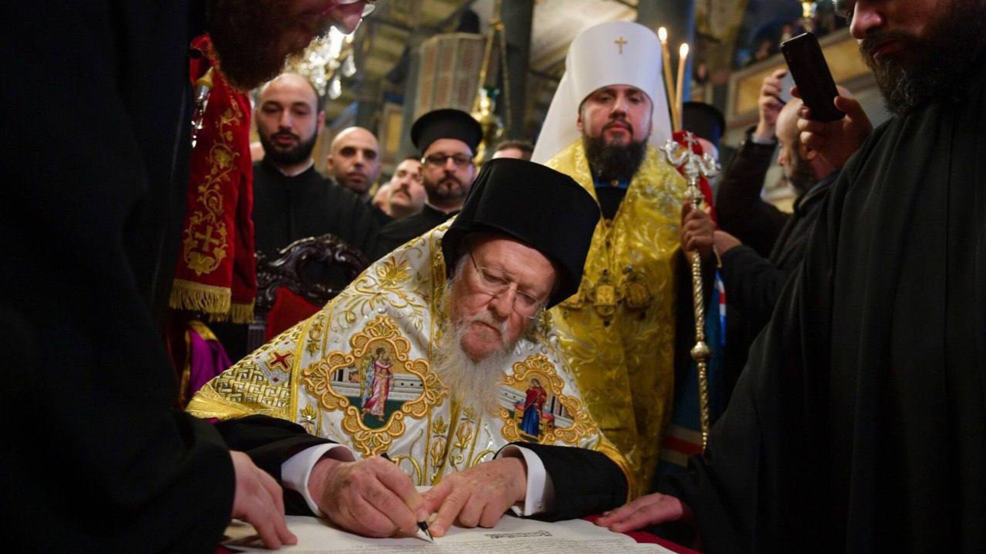 7 років з дня підписання Томосу: як постала Православна церква України