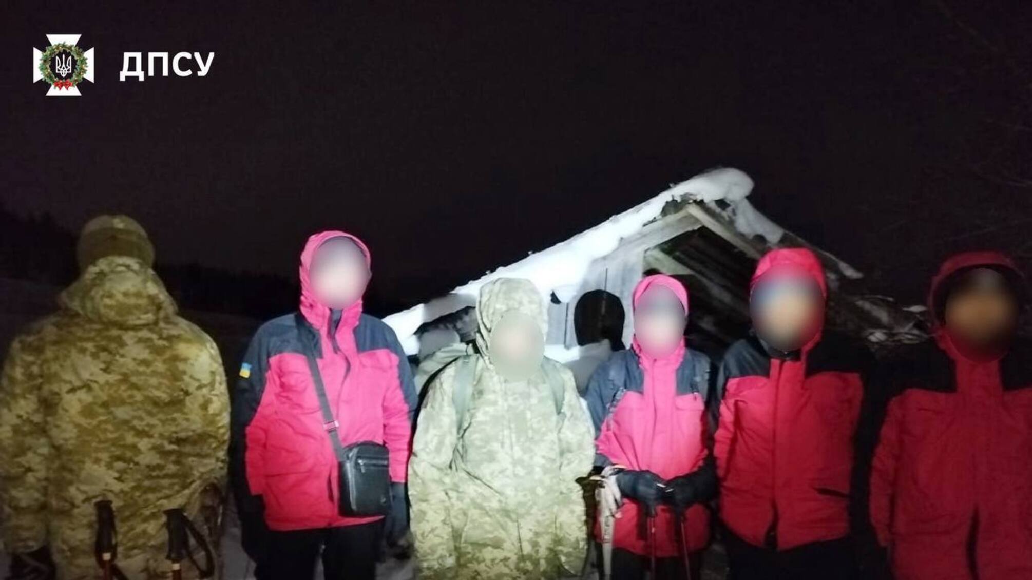 Пограничники и ГСЧС нашли днепрянина после пяти дней в горах