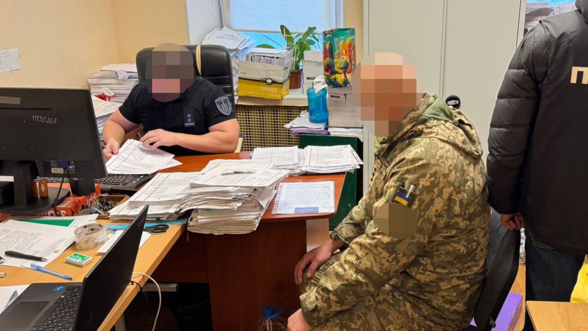 Военные на Черниговщине разворовывали горючее: похитили и продали 13 тыс. литров