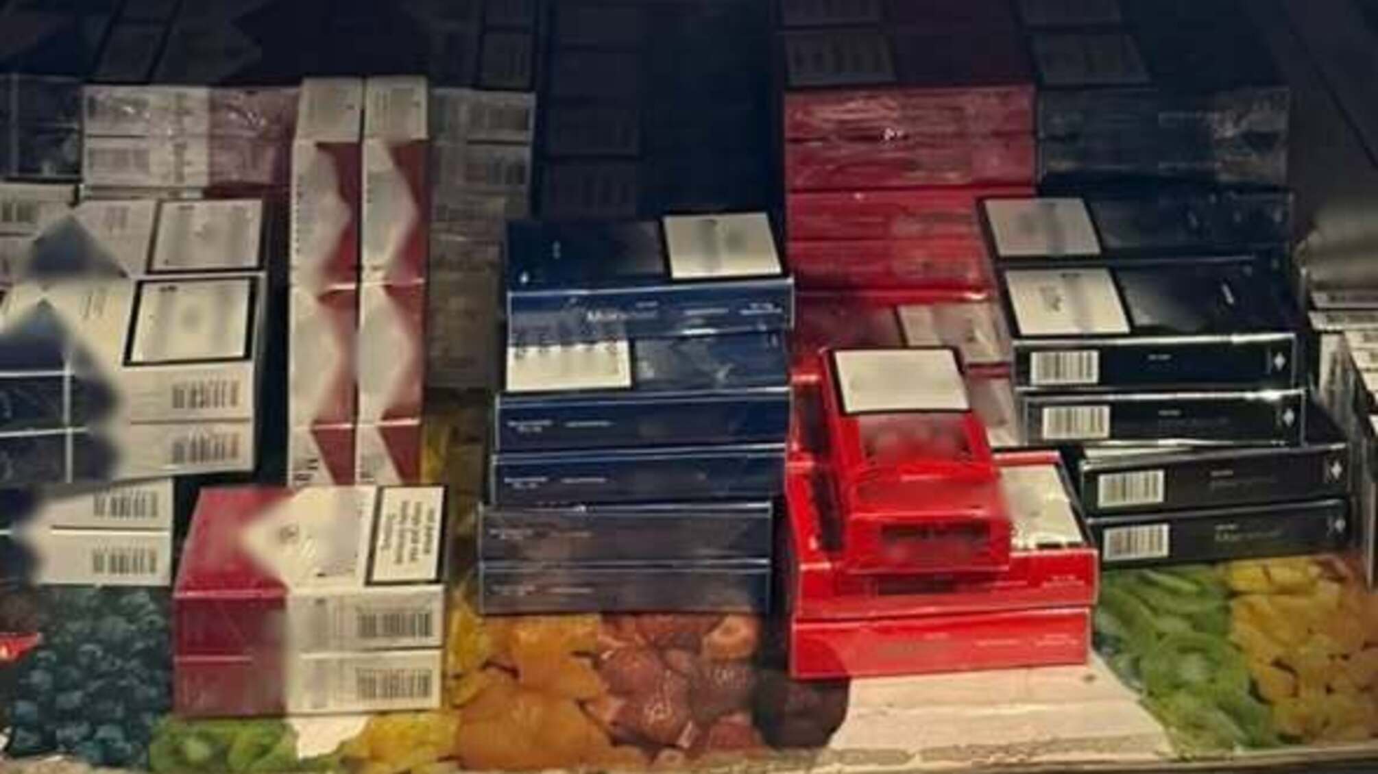 На Київщині закрили 5 точок продажу нелегальних сигарет: вилучили товар на понад 1 млн грн