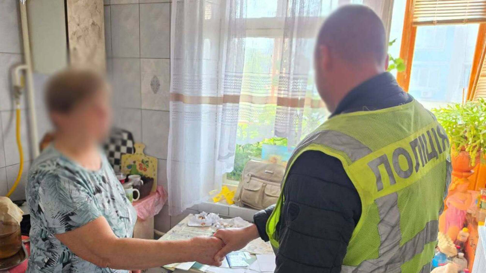 Загубила в автобусі мільйон гривень і золоті прикраси: де знайшли сумку 70-річної киянки