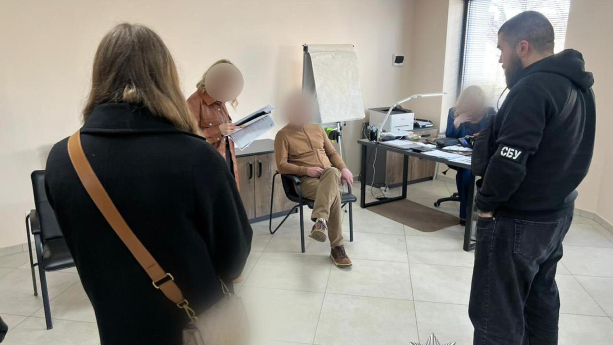 Вісім 'мертвих душ' у депо: на Прикарпатті викрили схему на 1,4 млн грн