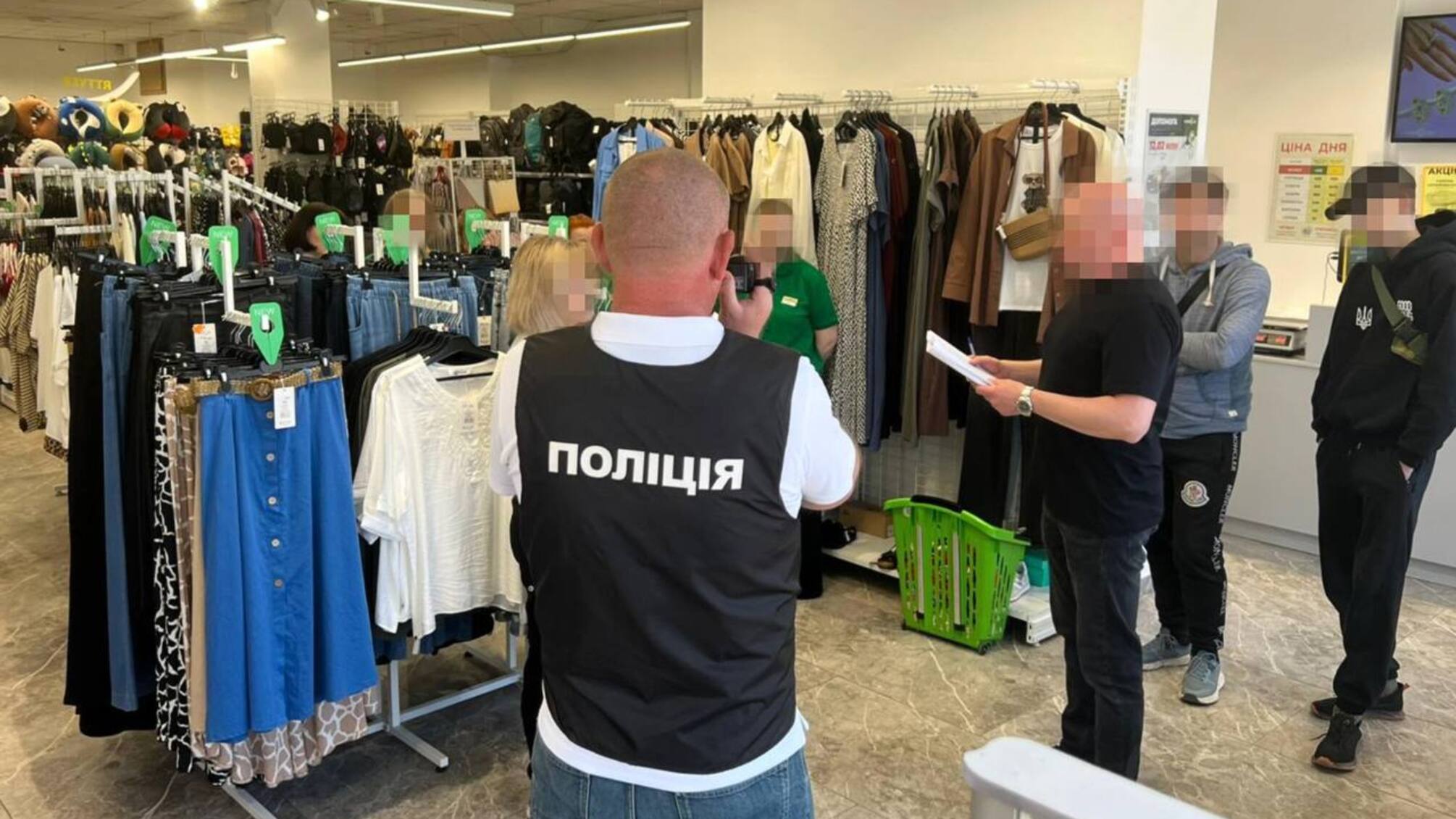 Государство 'заработало' на секонд-хендах более 51 млн грн: как в Украине разоблачили налоговую схему с ФЛПами