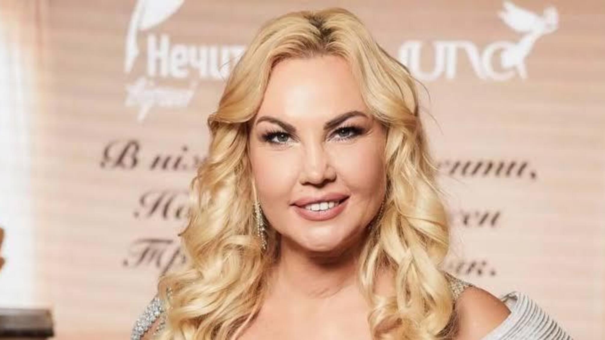 Камалія потрапила у скандал через танці у військовій формі на бронеавтомобілі