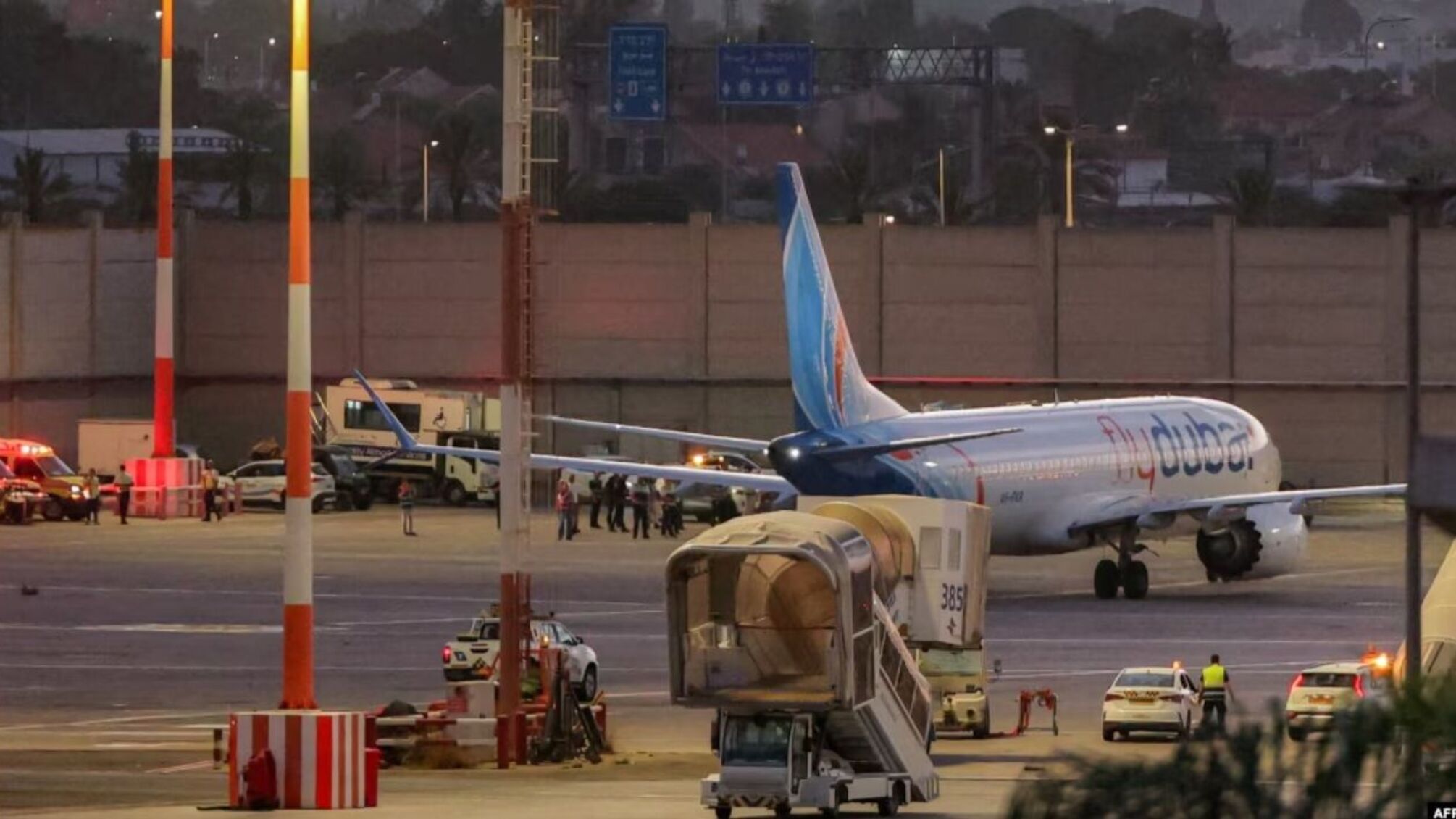 Второй пилот атаковал командира топором: ОАЭ назвали инцидент на рейсе Flydubai попыткой теракта