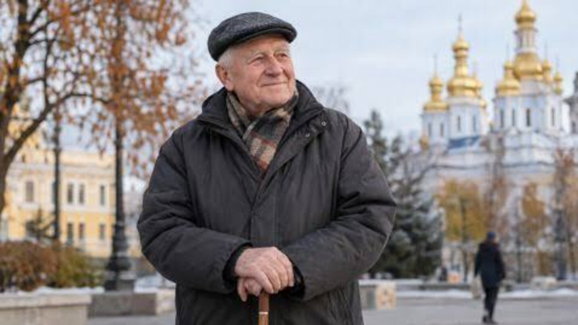 Выезд пенсионеров за границу: кого не выпустят из Украины