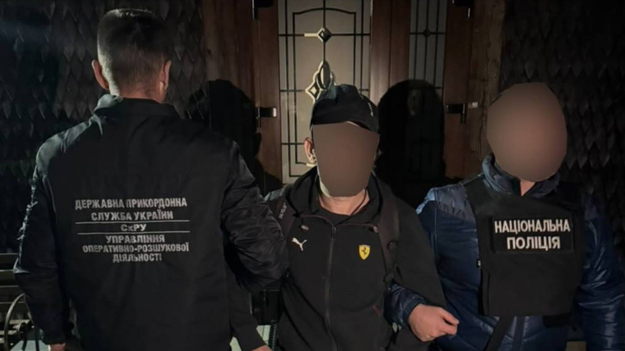 $11 500 за 'трансфер' до Румунії: на Закарпатті затримали організаторів незаконного переправлення