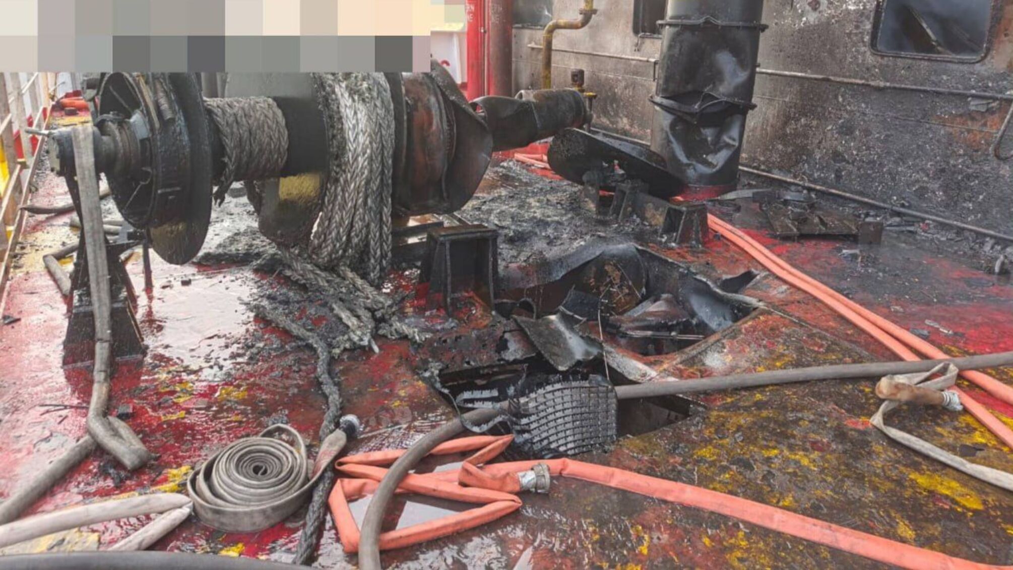 Росія атакувала цивільне судно в Чорному морі: загинув член екіпажу, семеро поранених