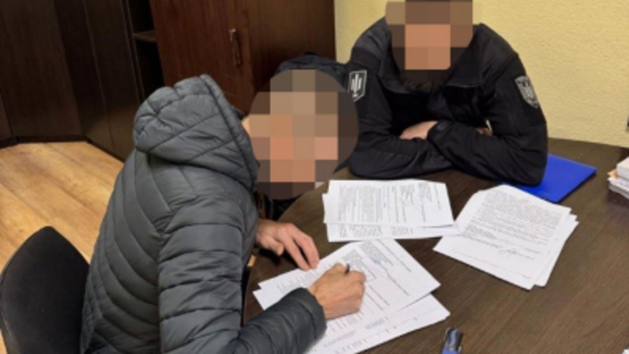 У Києві начальник складу зв’язку Нацгвардії розкрадав військове майно та здавав його в ломбарди
