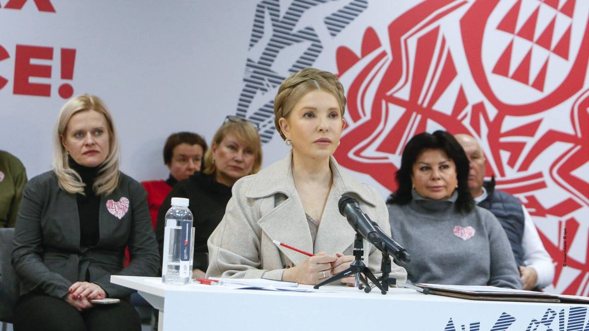 Юлія Тимошенко закликає готуватися протистояти податковому терору влади