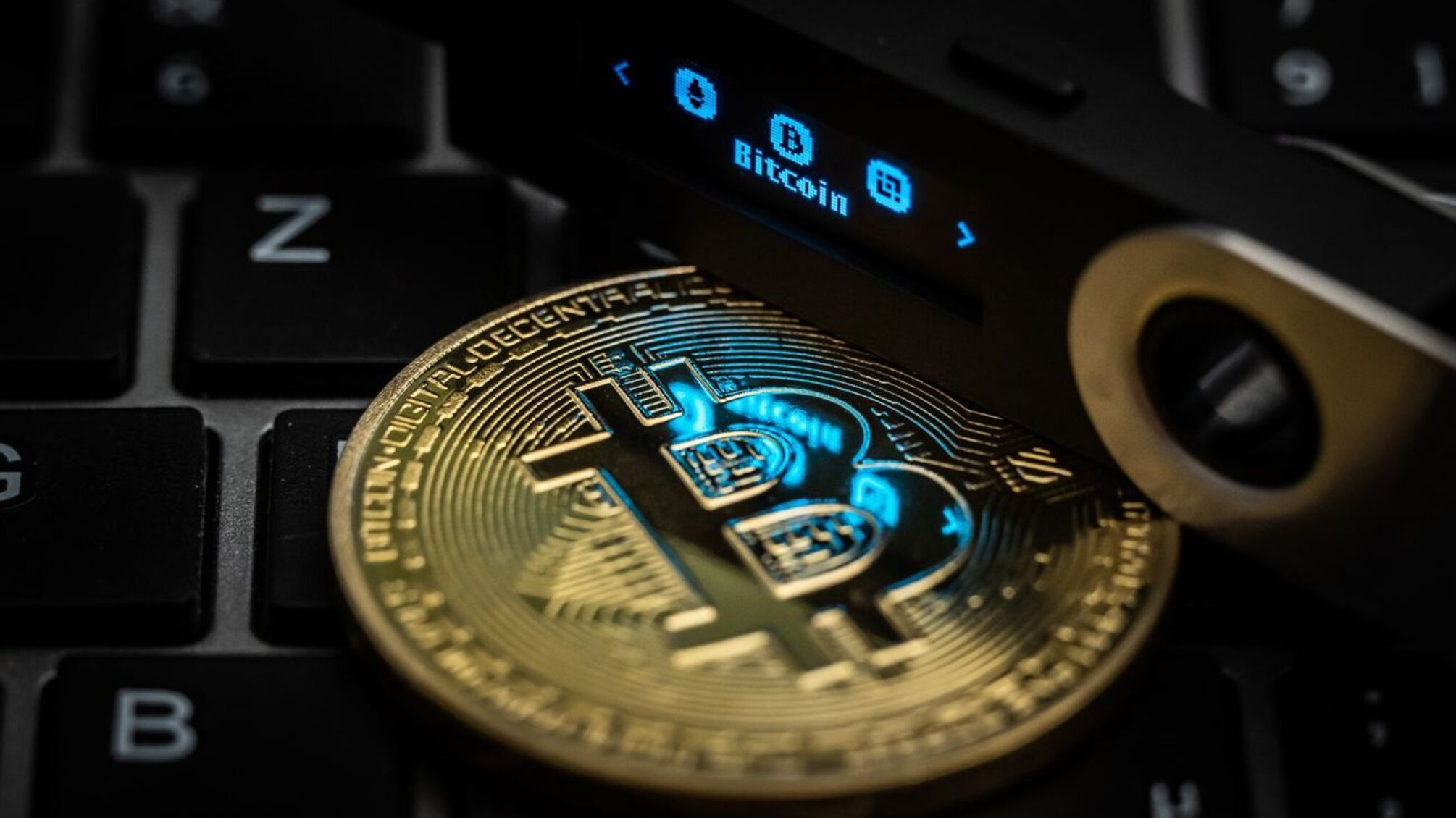 Bitcoin впав до 10-місячного мінімуму