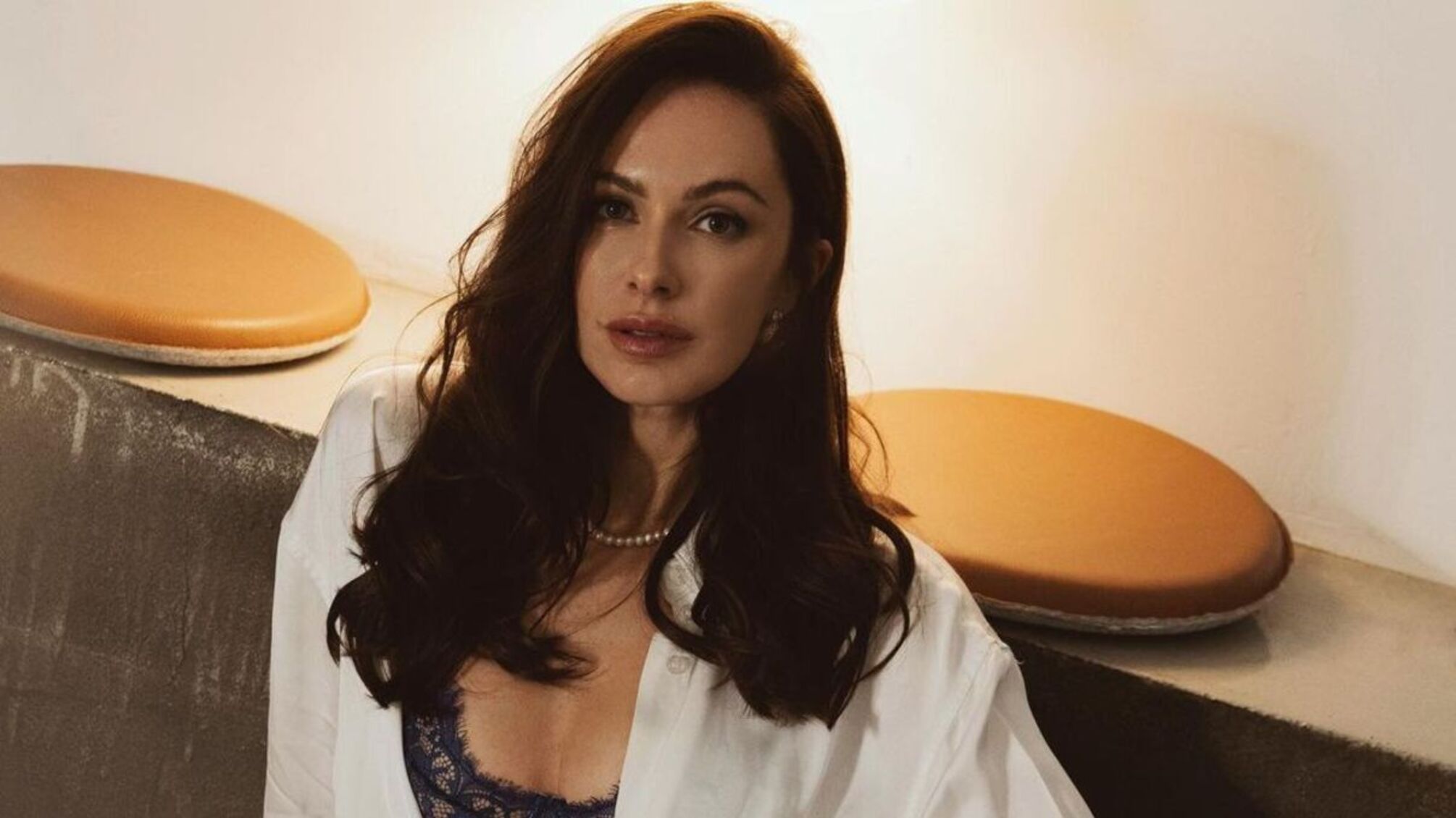 Экс-жена Остапчука рассказала о состоятельном поклоннике, который три года добивается ее внимания