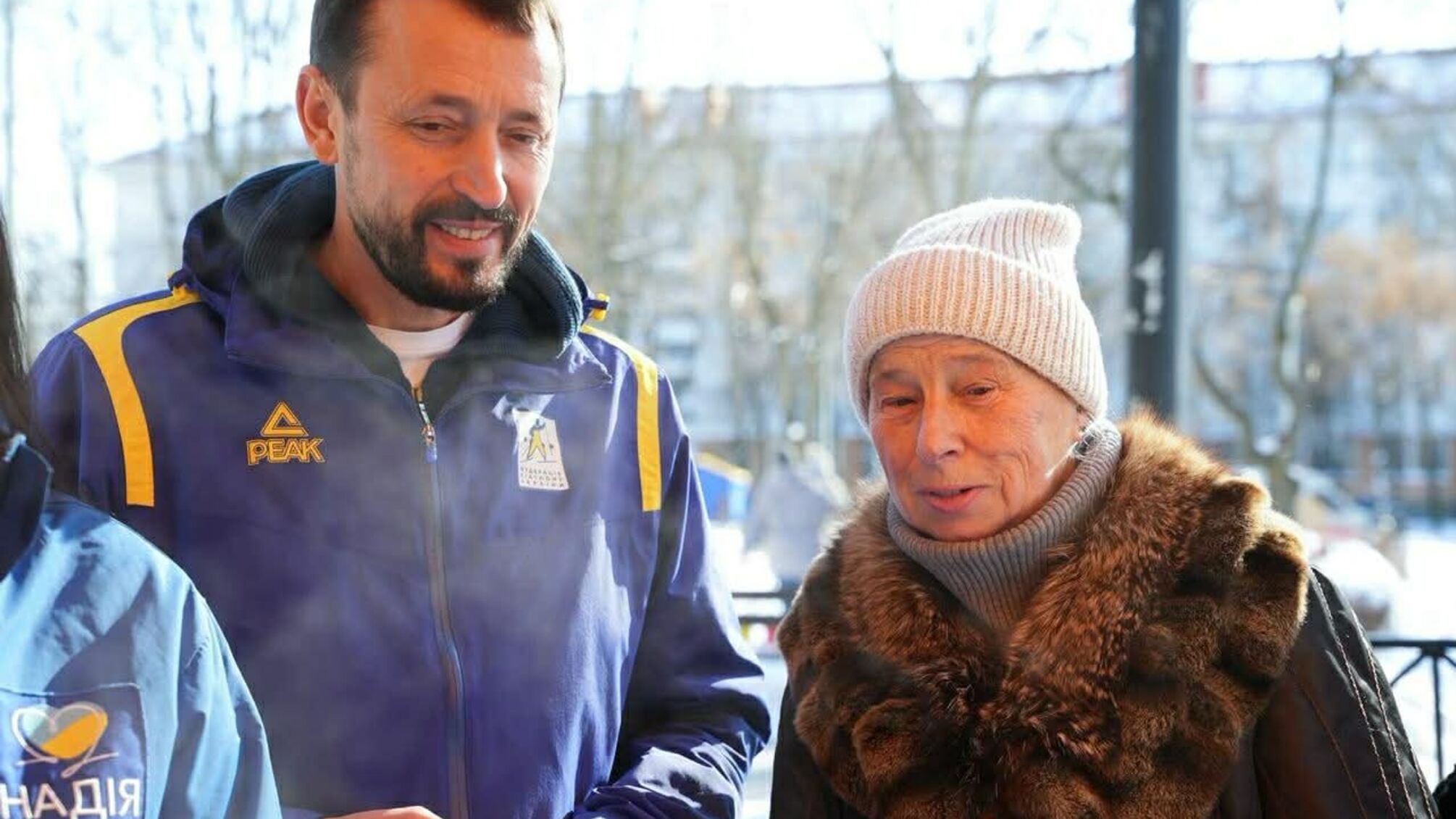 Фонд 'Надія' підтримує мешканців Києва, які залишилися без тепла