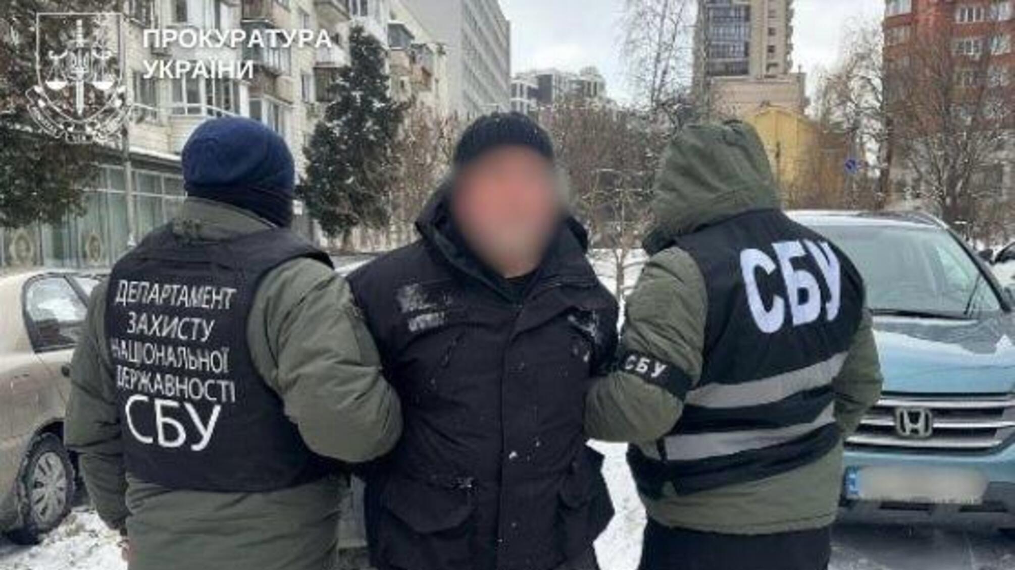 В столице разоблачили продажу Glock и Scorpion: подозреваемый задержан