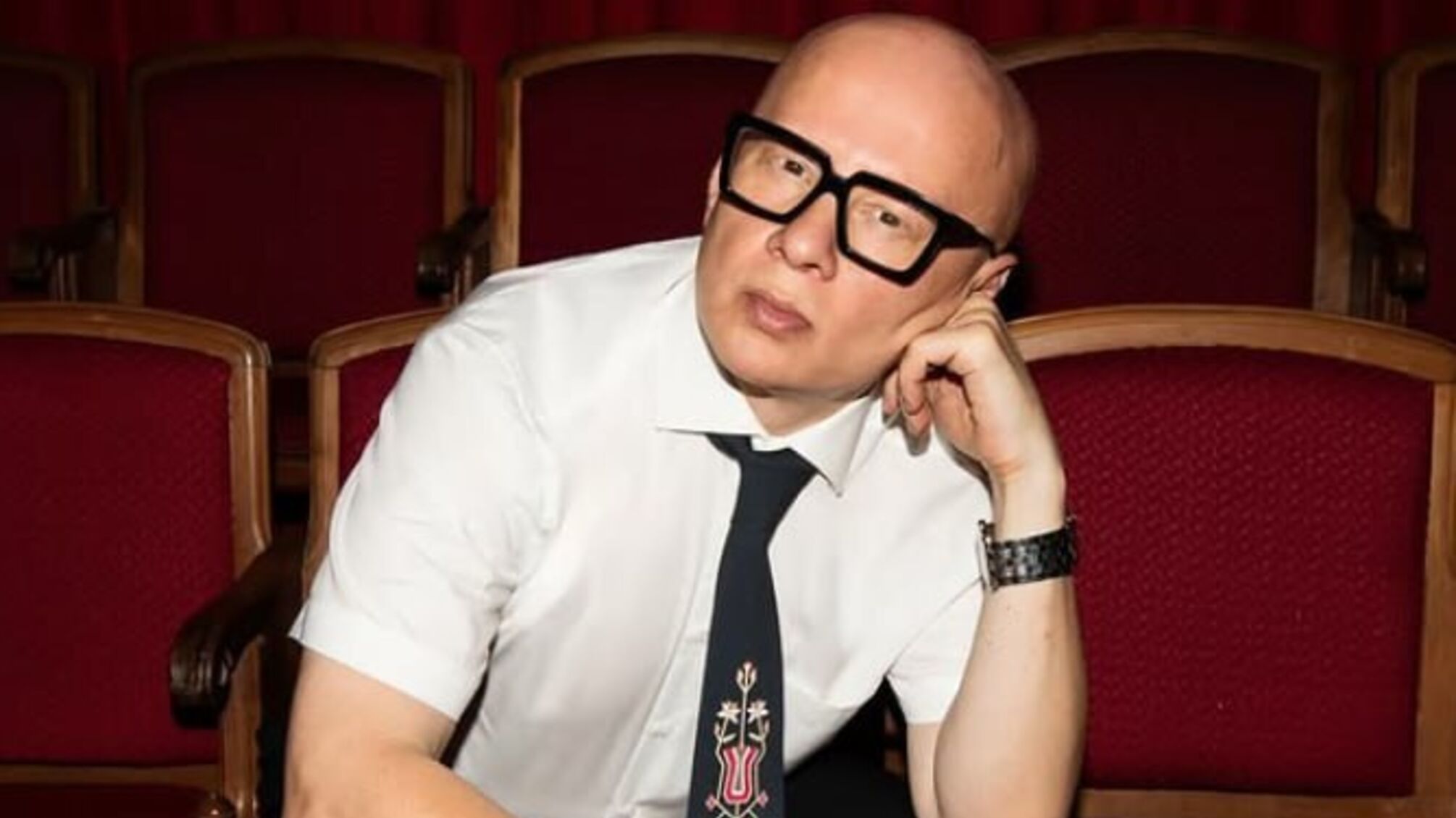 Гончаренко показав наслідки влучання безпілотника у свою оселю
