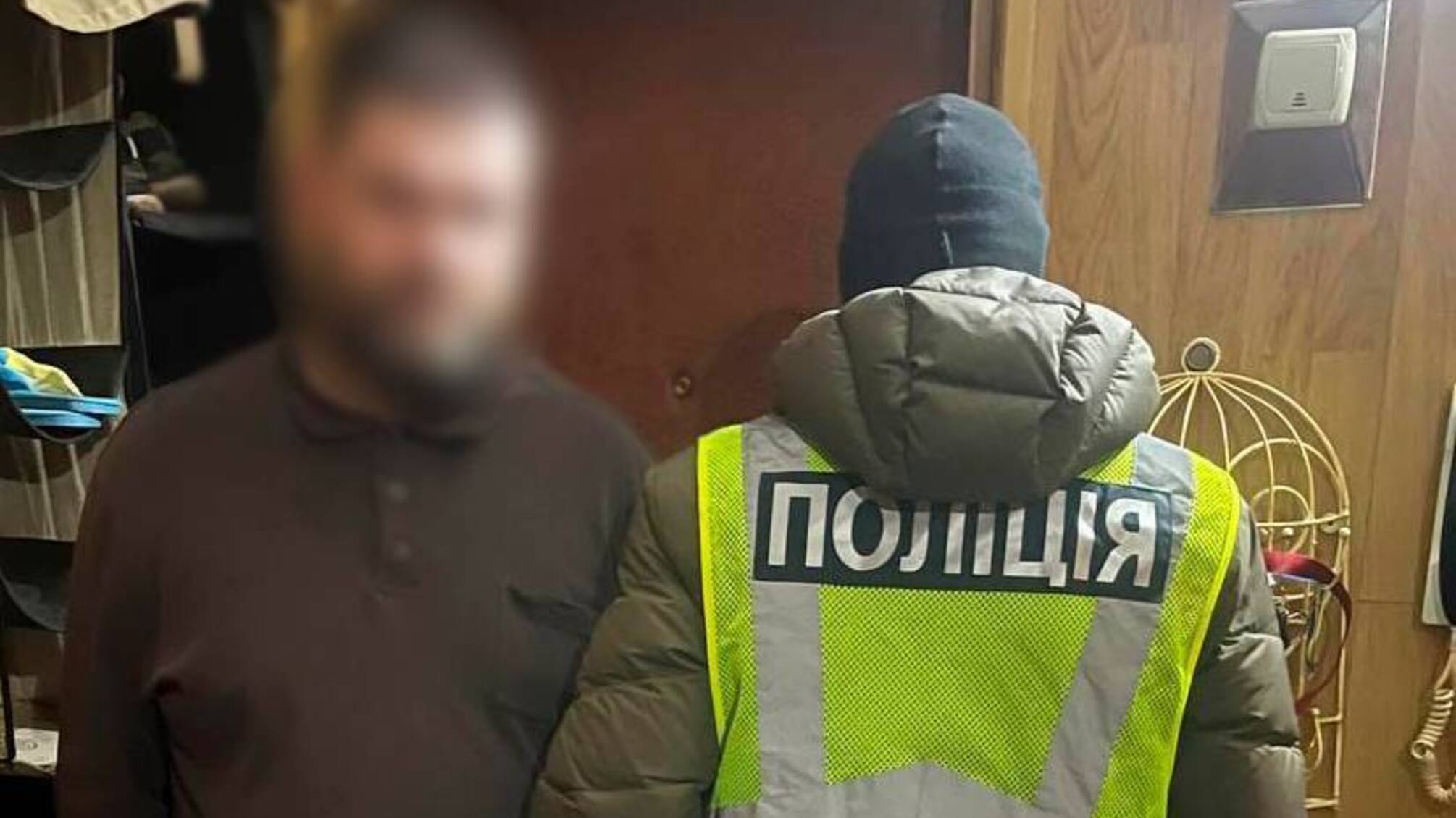 В Киеве задержали 42-летнего дилера, продававшего амфетамин прямо из квартиры