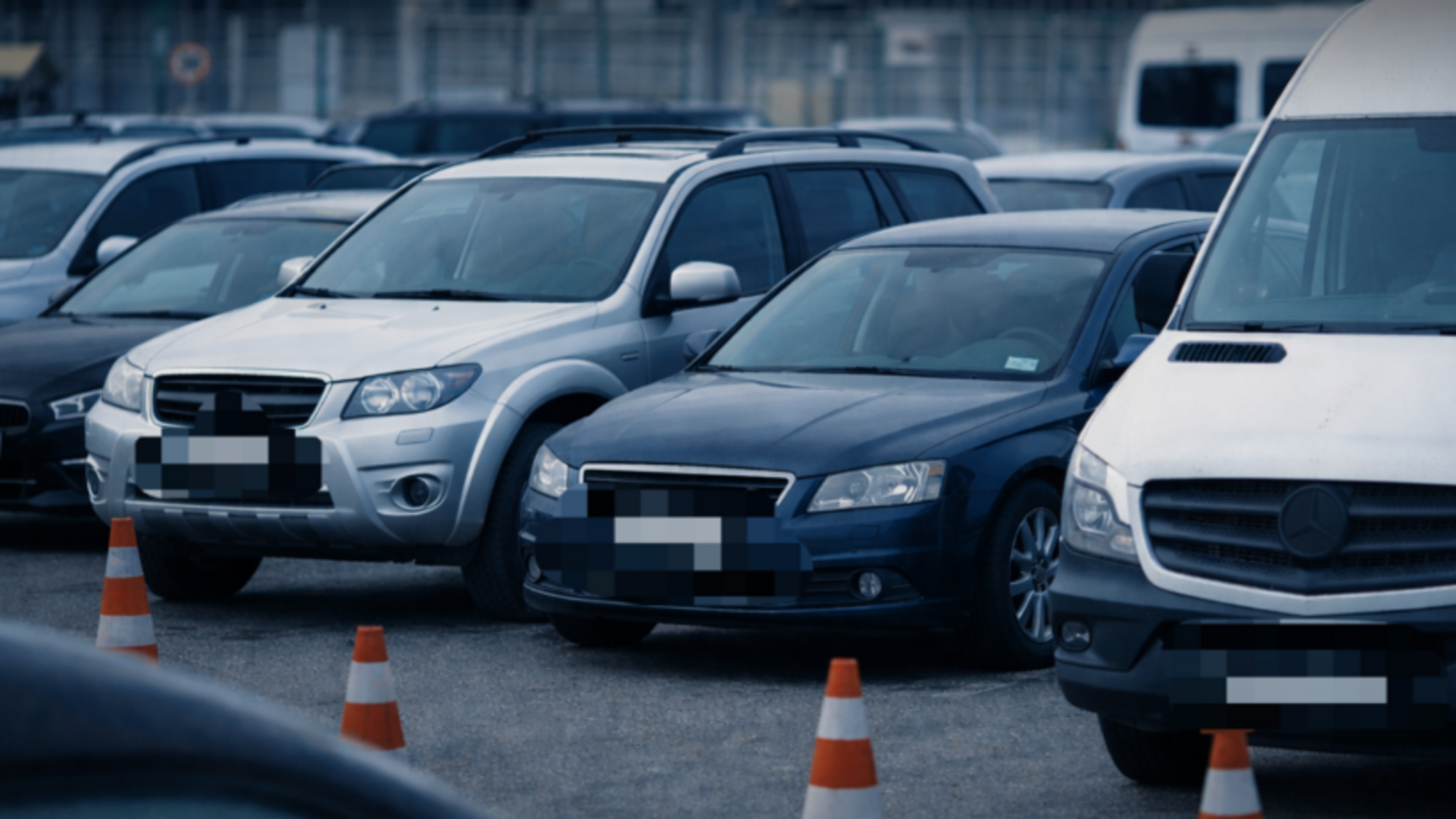 Детективы БЭБ разоблачили схему незаконного ввоза 12 авто под видом гуманитарной помощи