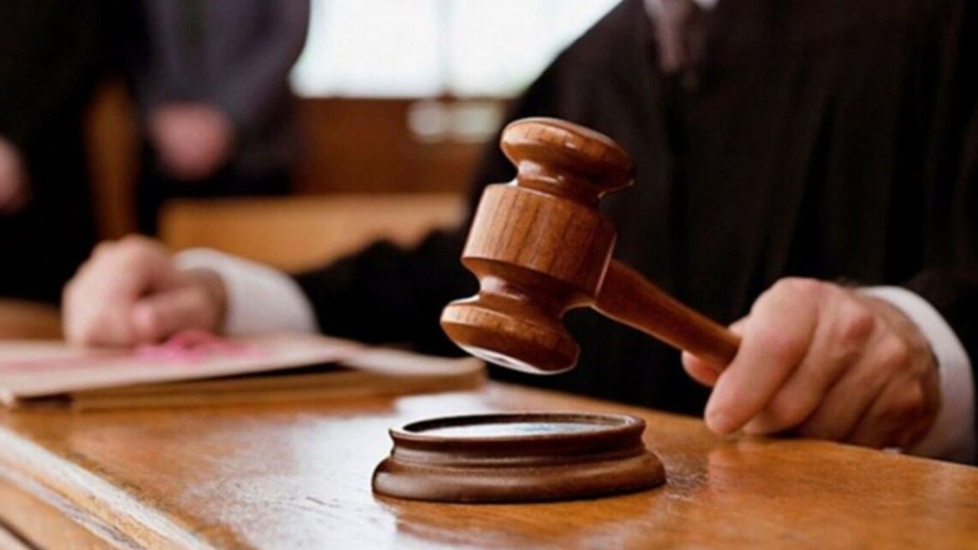 У Дніпрі затримали колишню військову: за $20 тисяч обіцяла 'вирішити питання' з ВЛК та мобілізацією