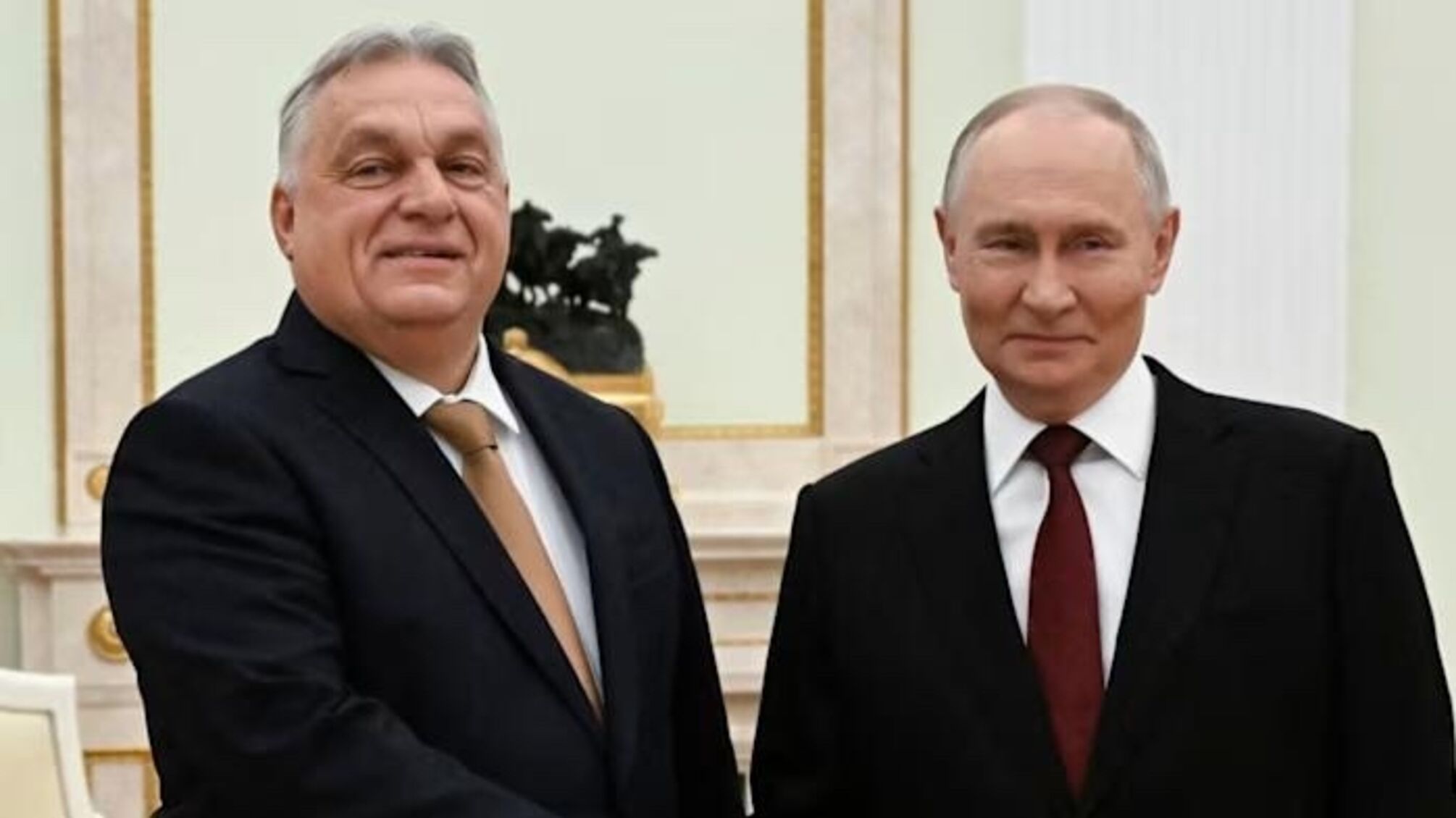 Кремль запускає дезінформаційну кампанію для підтримки Орбана під час виборів