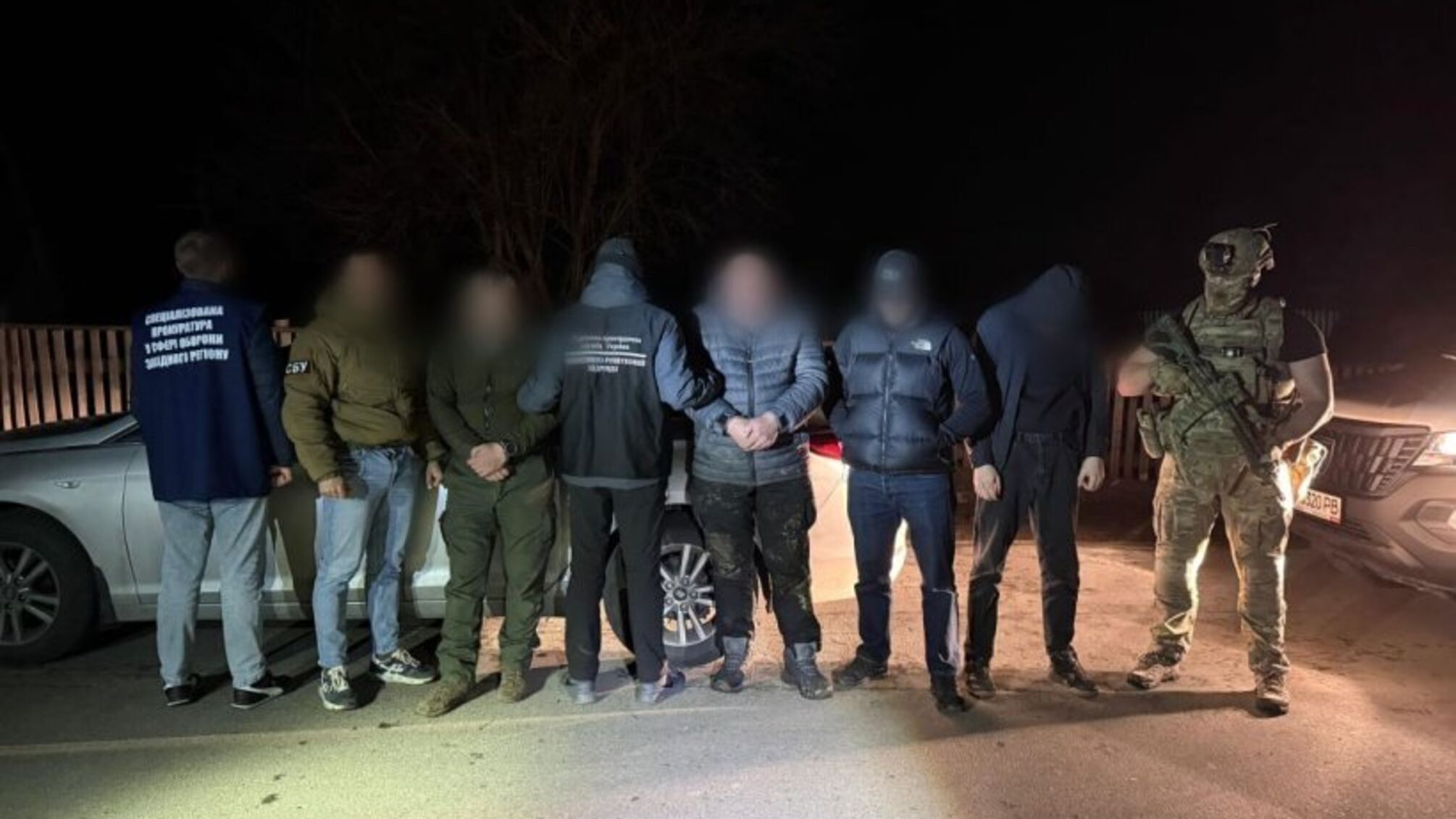 На Закарпатті правоохоронці викрили переправників, які везли до кордону жителя Чернігова