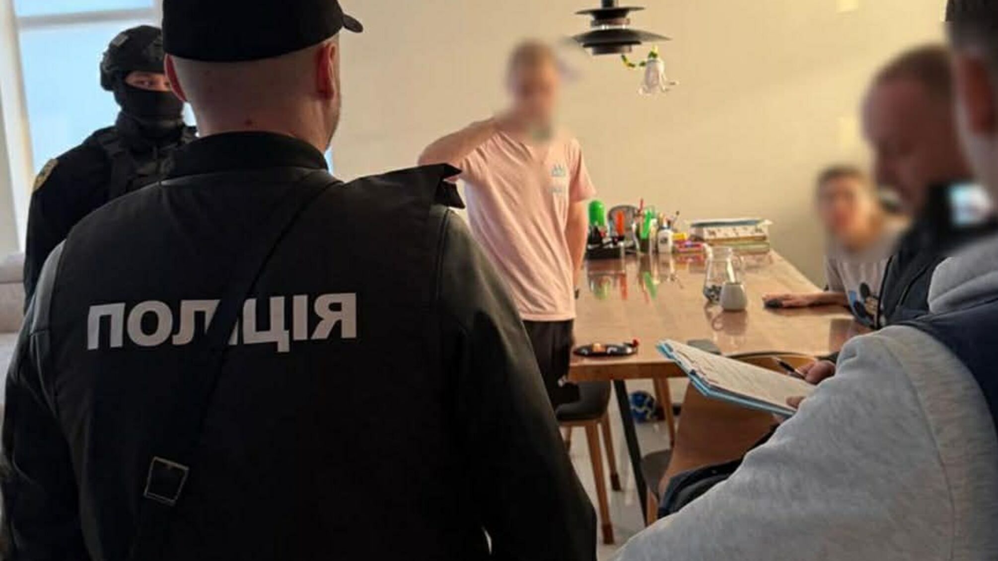 На Днепропетровщине чиновники разворовали более 14 миллионов гривен на утеплении школ, — Нацполиция