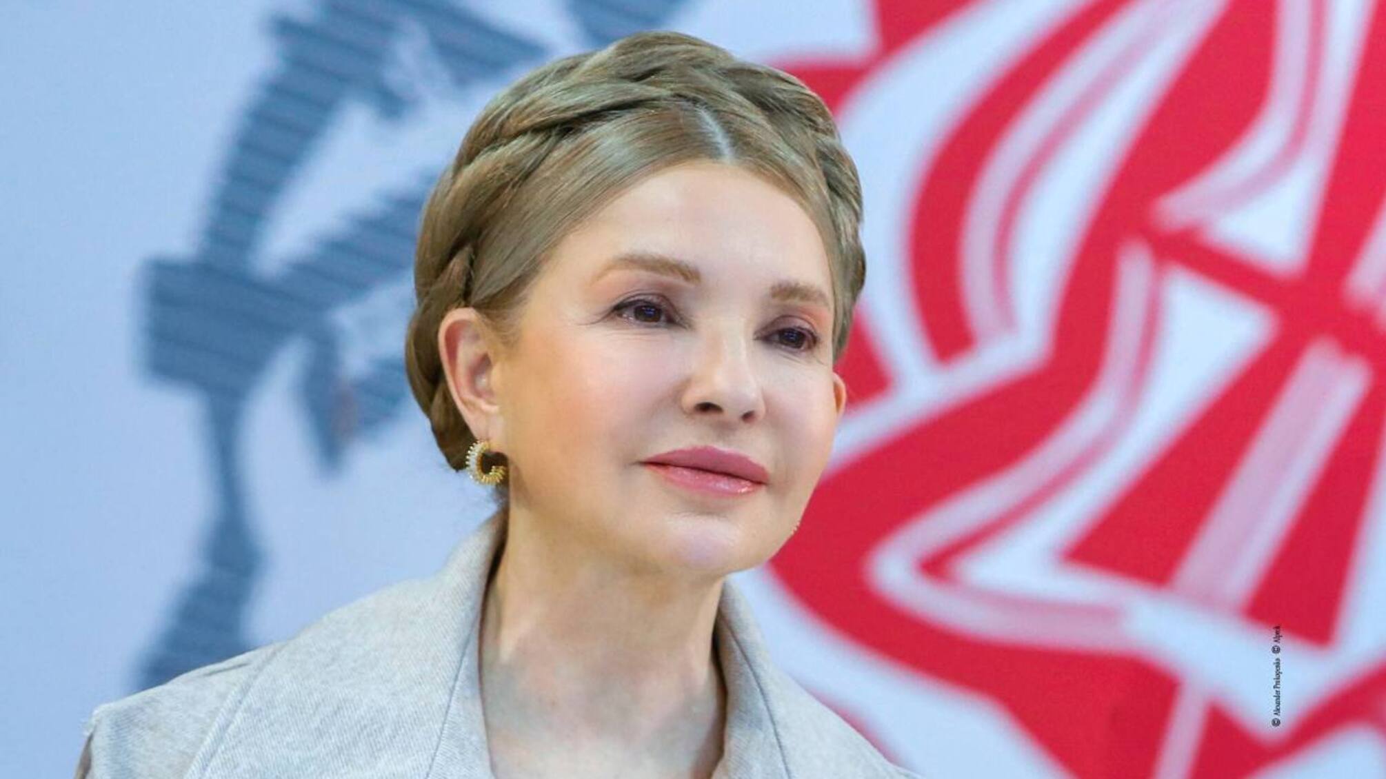 Корумпованість та непрофесійність влади: причини зіпсованих відносин із МВФ, – Тимошенко