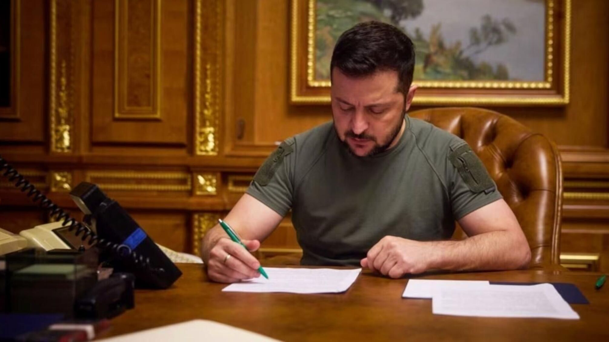 Зеленський підписав закон про покарання за антисемітизм: порушникам загрожує до 8 років тюрми