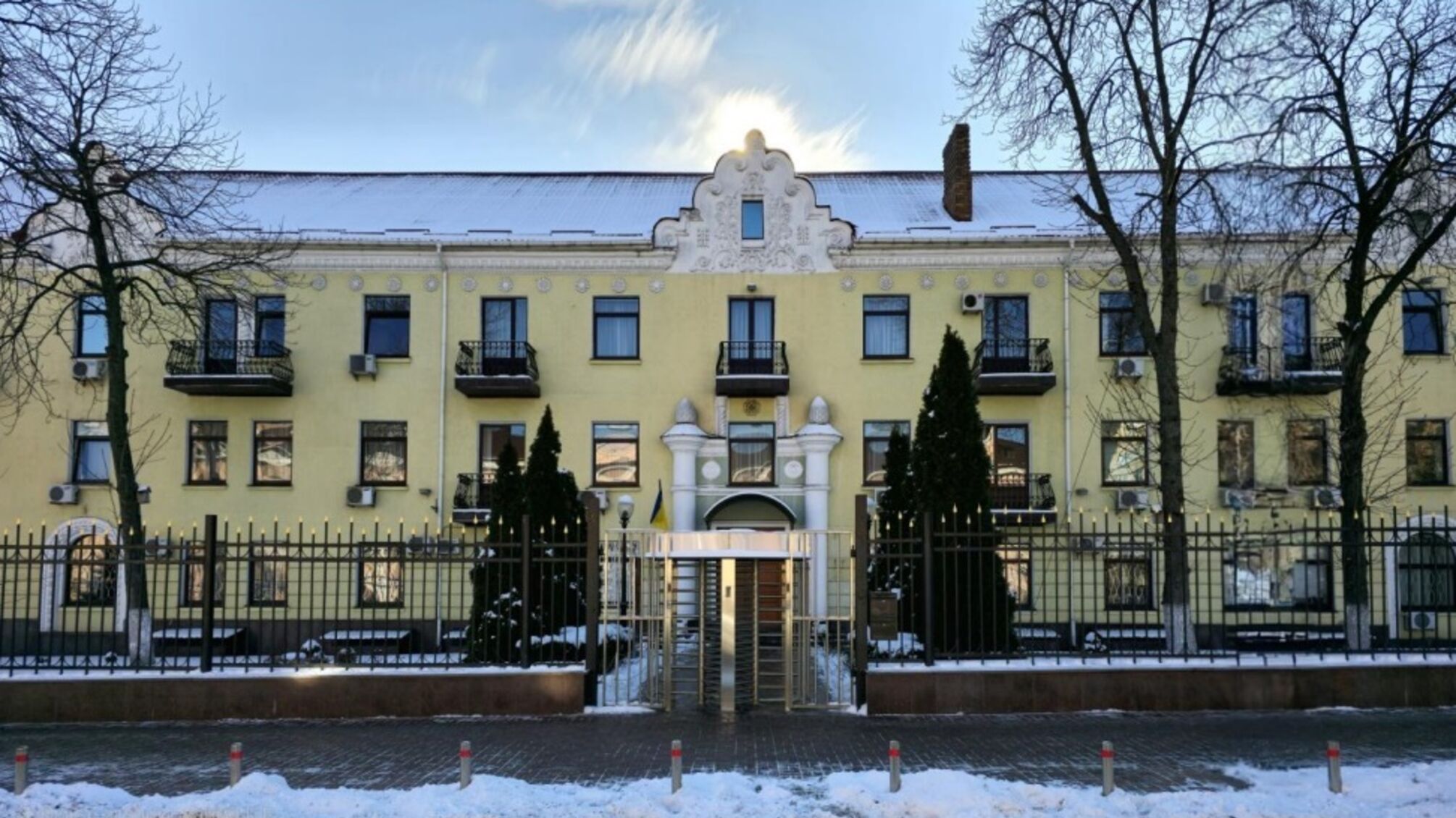 Громадянам вхід закрито: Держказначейство обнесли 'залізною завісою' – скільки це коштувало бюджету?