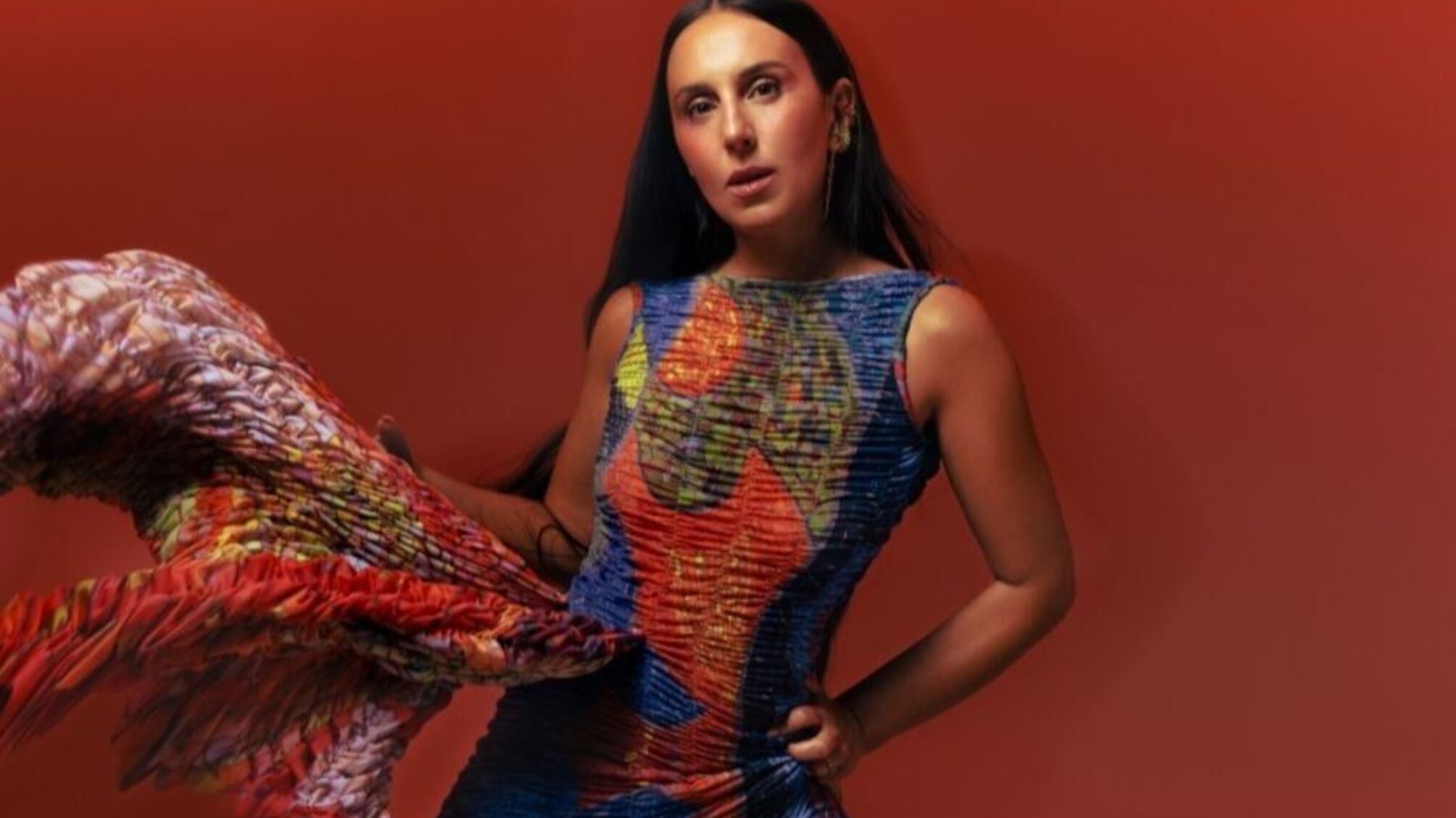 JAMALA презентує новий альбом 'Рух мій' — найвідвертішу музичну розмову про кохання, самотність і рух життя