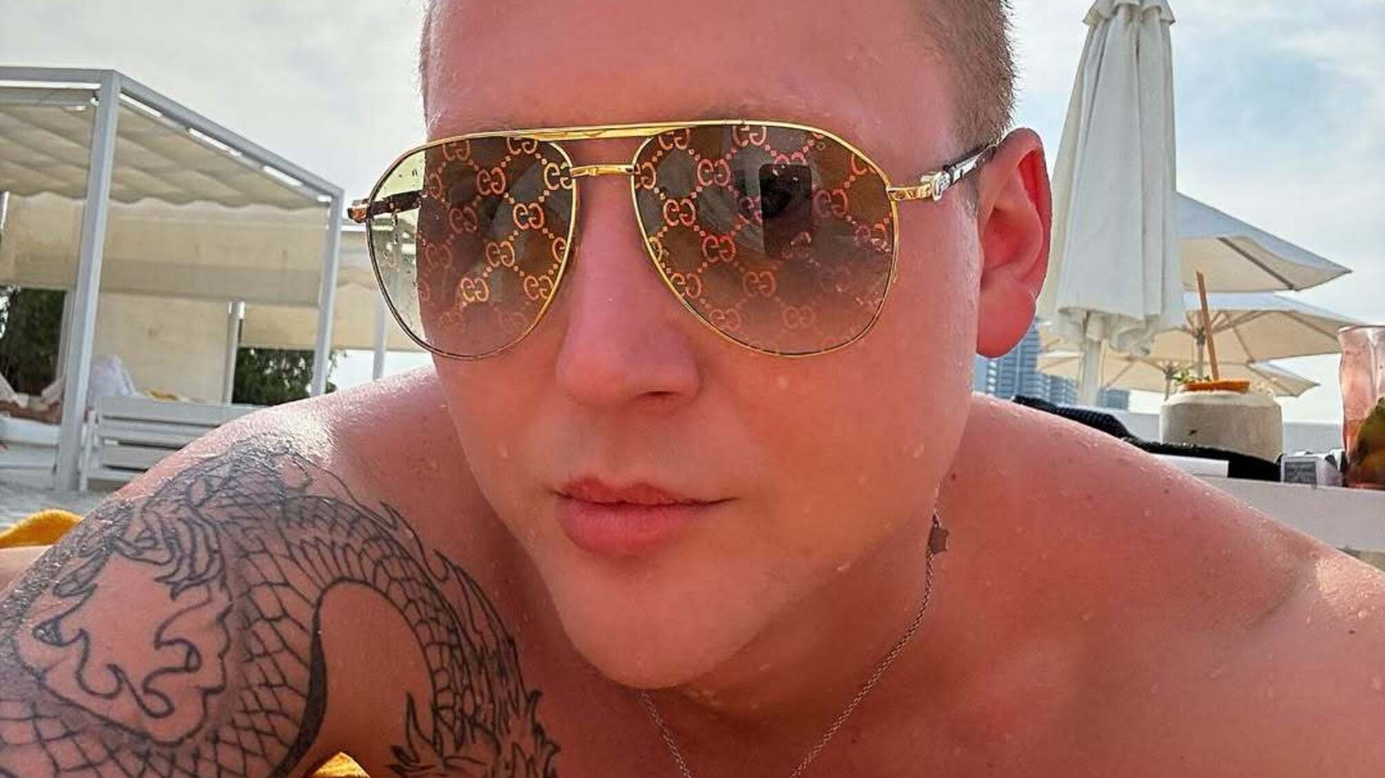 Блогера з Києва відмовились лікувати у Львові