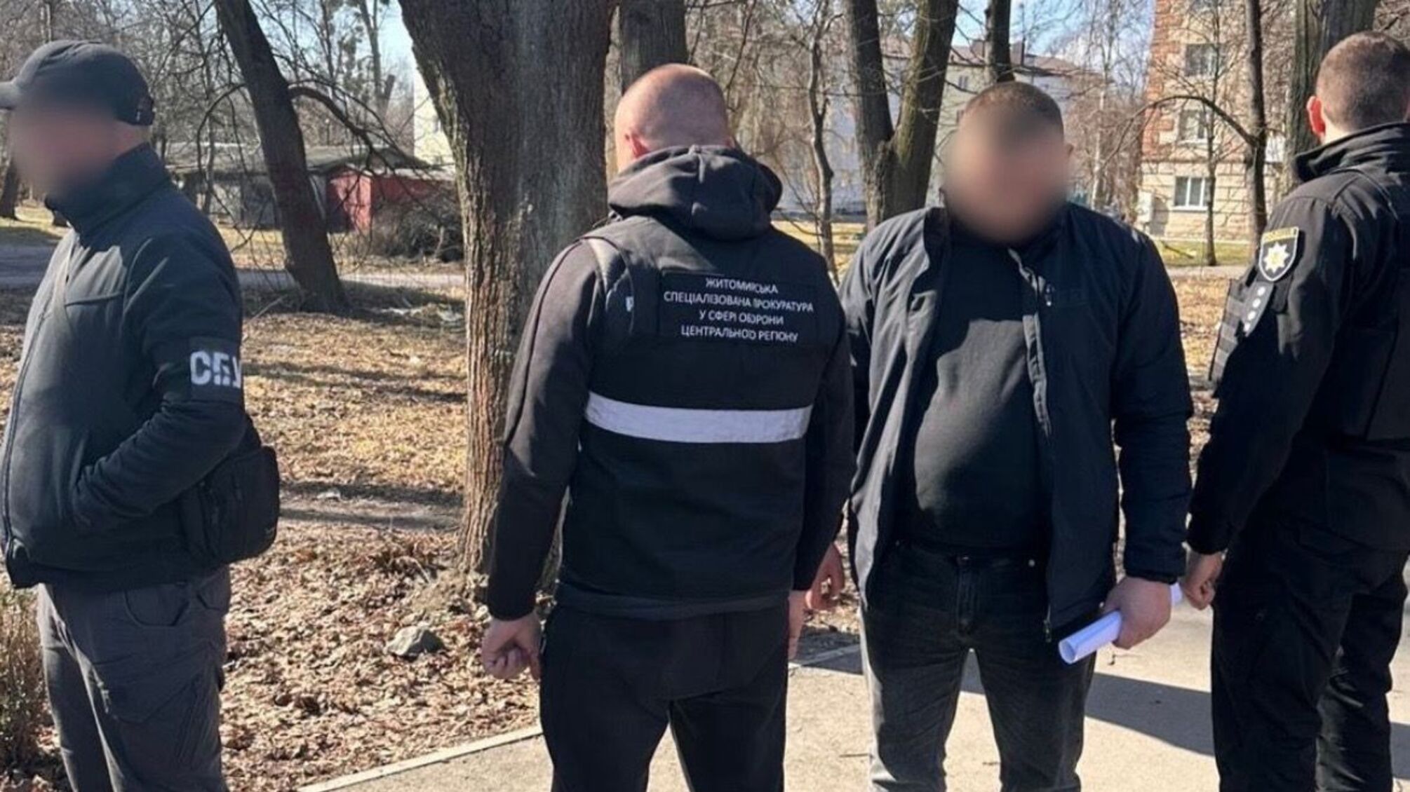 Три тысячи долларов за снятие с воинского учета: подозрение должностному лицу ТЦК на Житомирщине