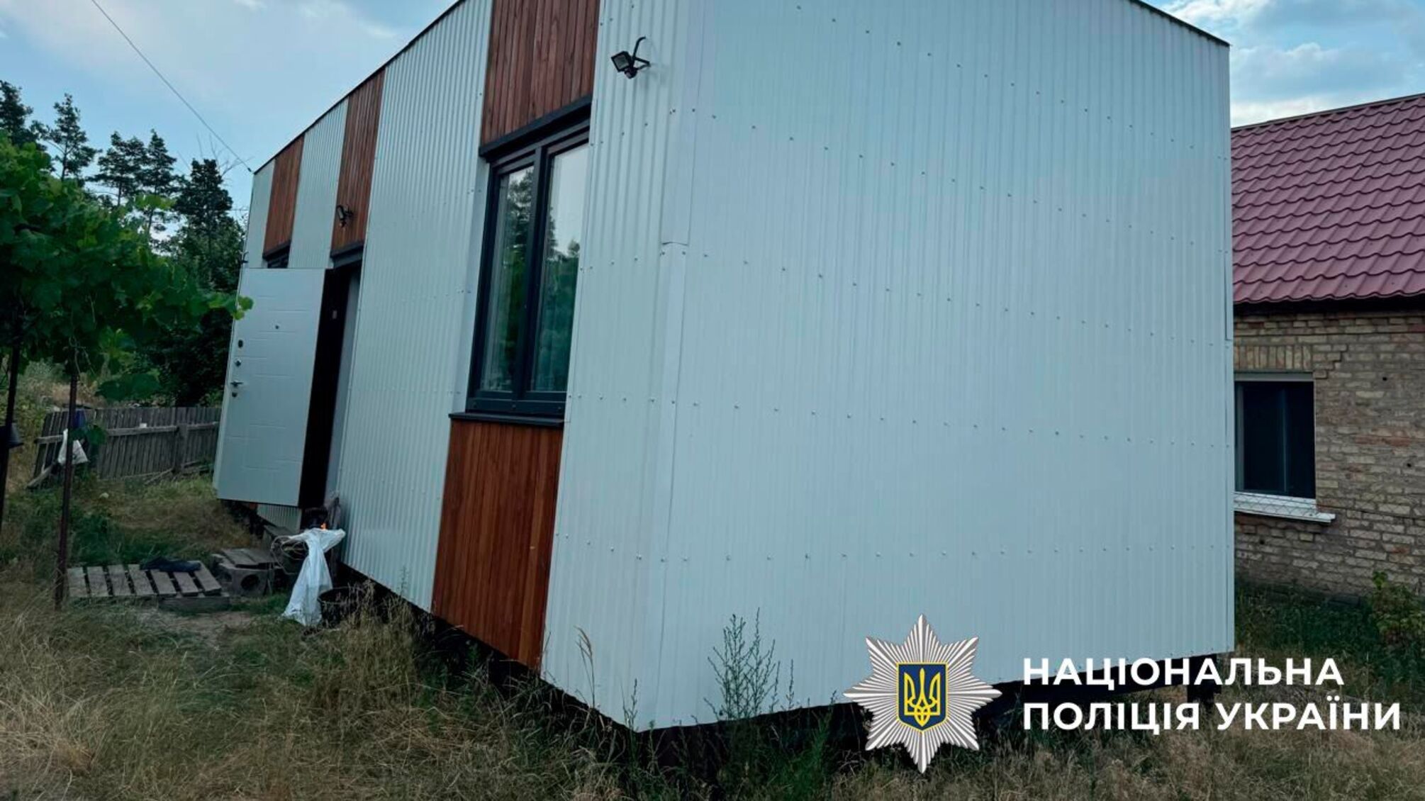 Понад 400 тисяч гривень привласнили під час будівництва модульного містечка на Київщині