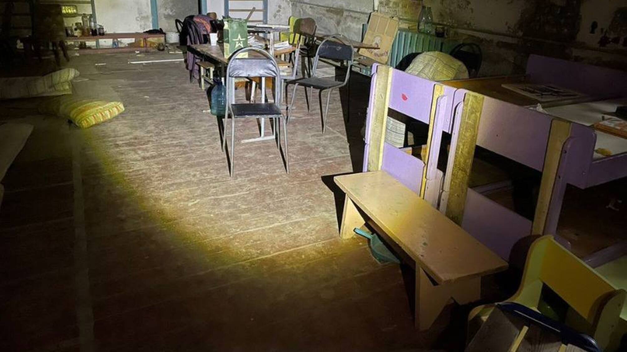 Суд підтвердив вирок командиру рф, який наказав утримувати цивільних у підвалі школи на Чернігівщині