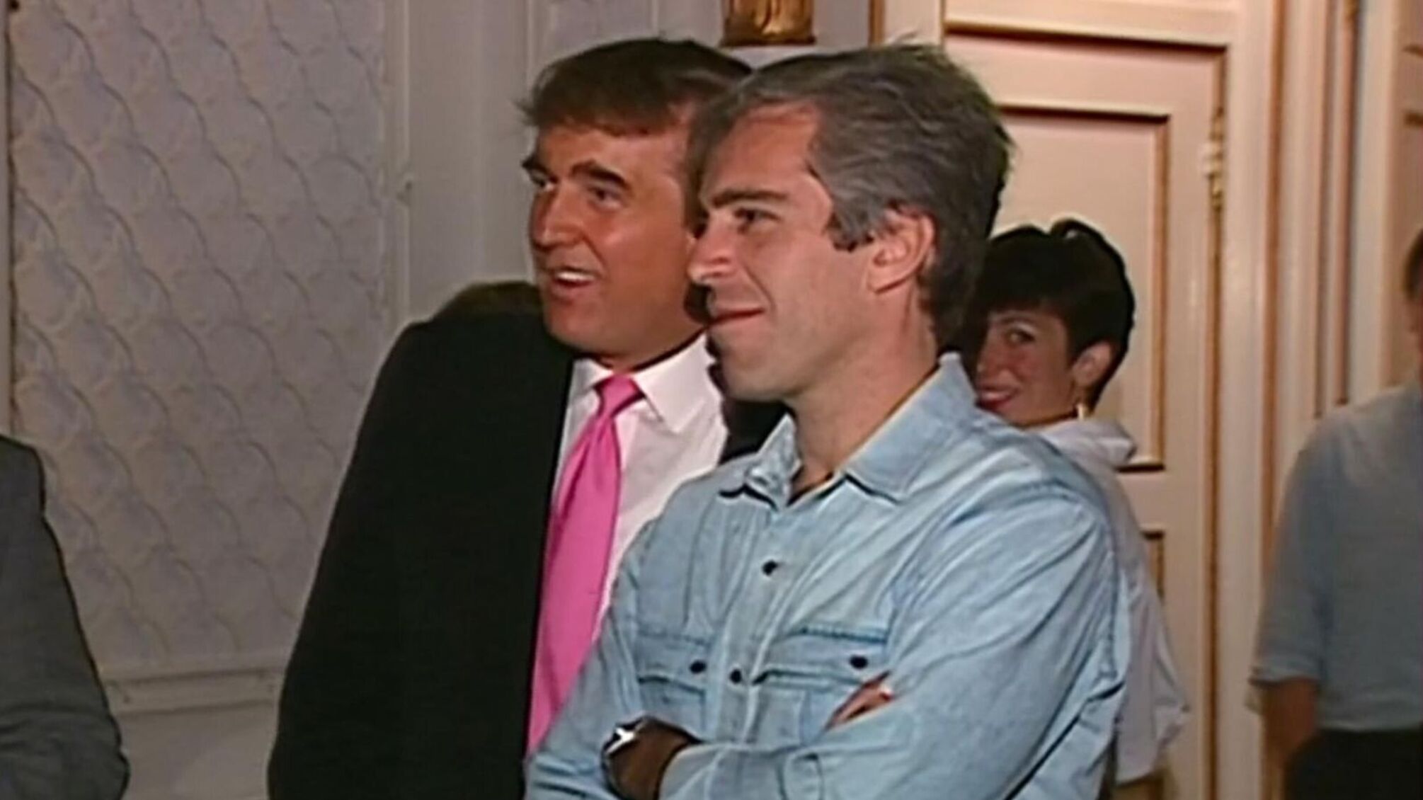 Дональд Трамп и Джеффри Эпштейн в 1992 году