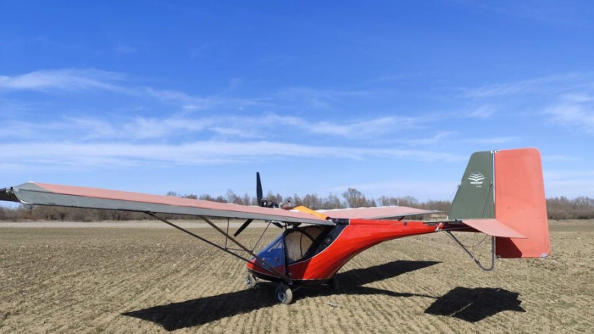 Бегство из Украины на мотодельтаплане: мужчина пересек 40 км в Румынию