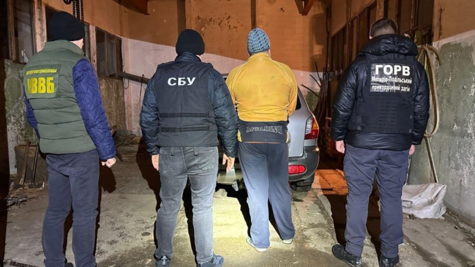 На Вінниччині викрили канал незаконного переправлення чоловіків за кордон