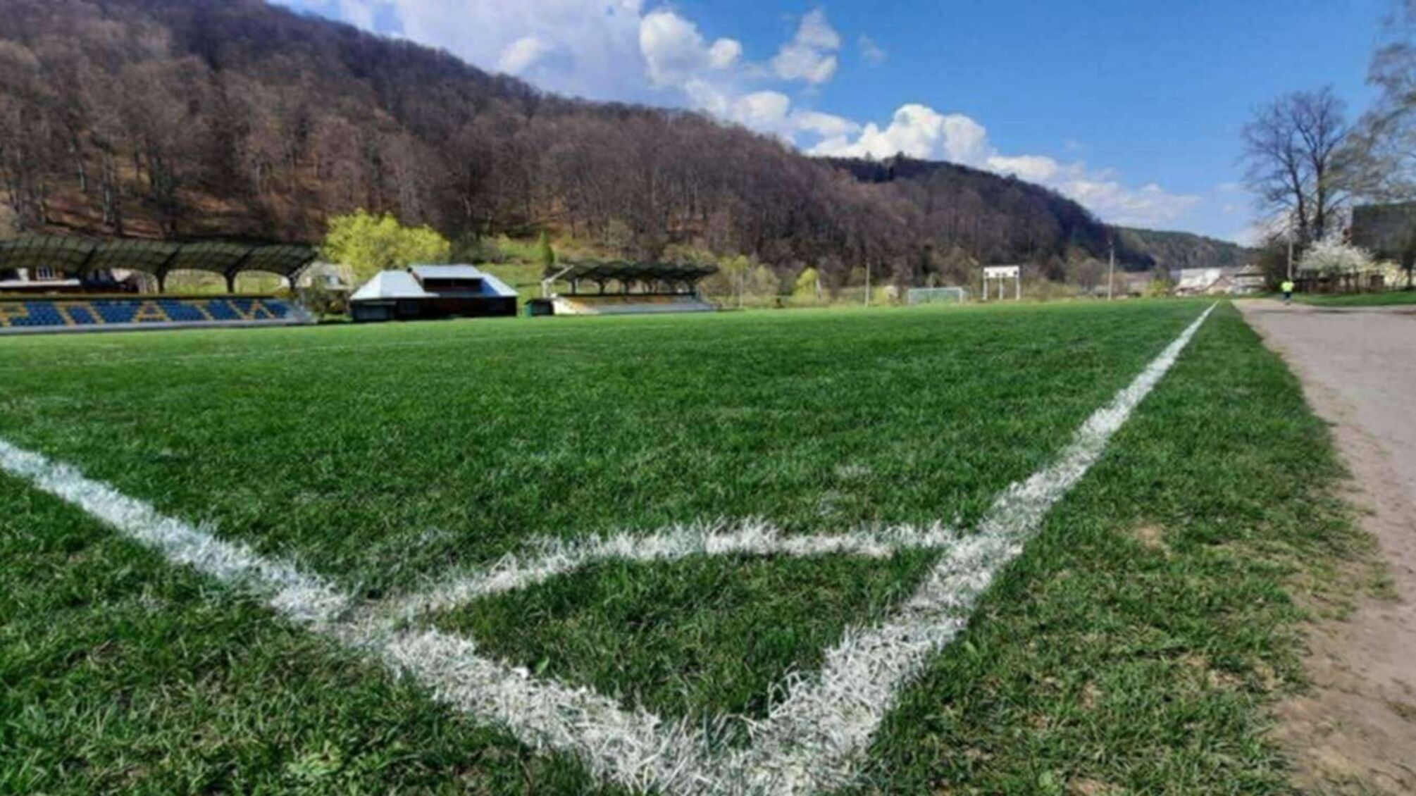 На Київщині будинок відомого футболіста продали за підробленими документами