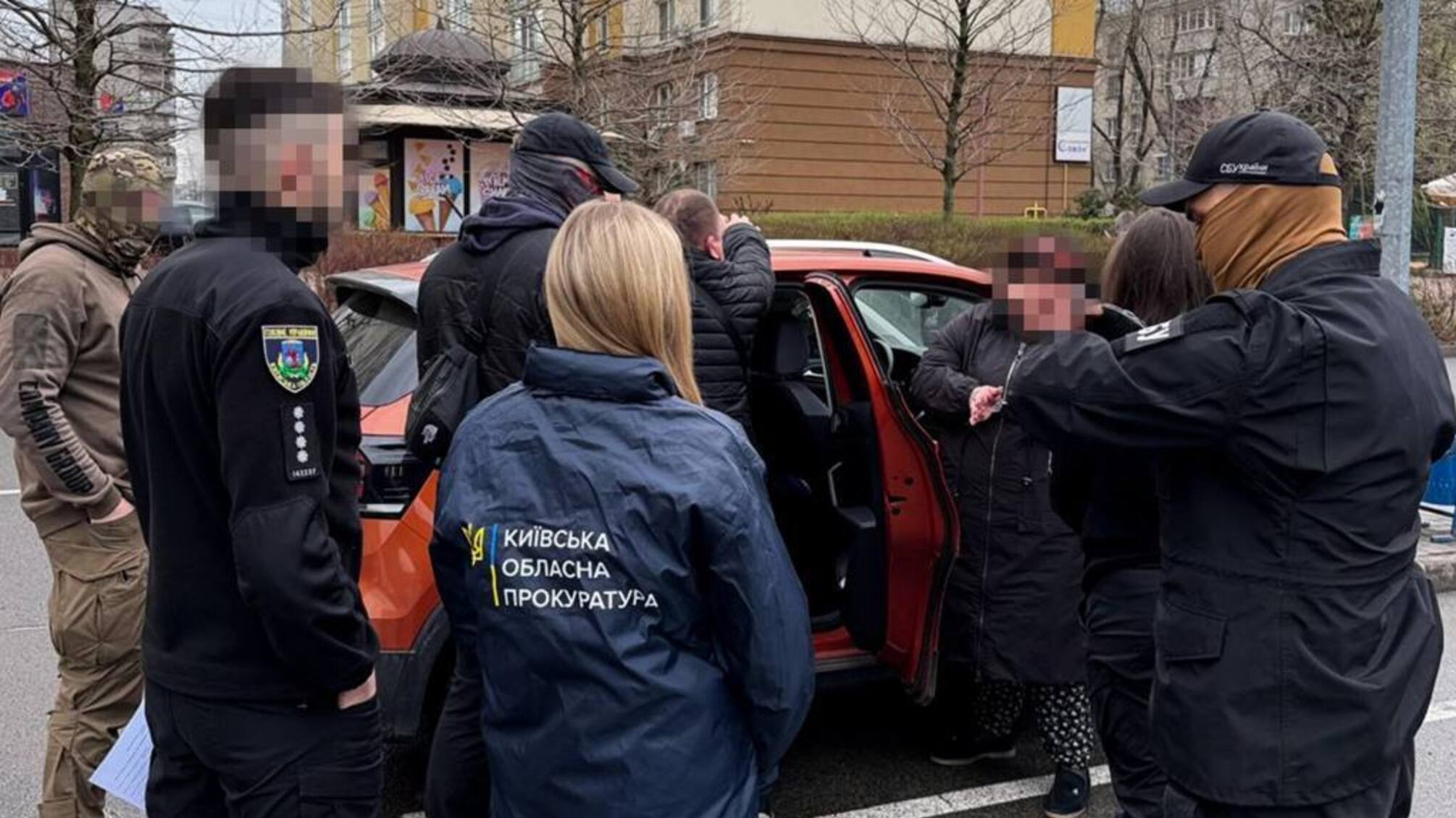За $20 тисяч 'лікували на папері': на Київщині затримали організаторів