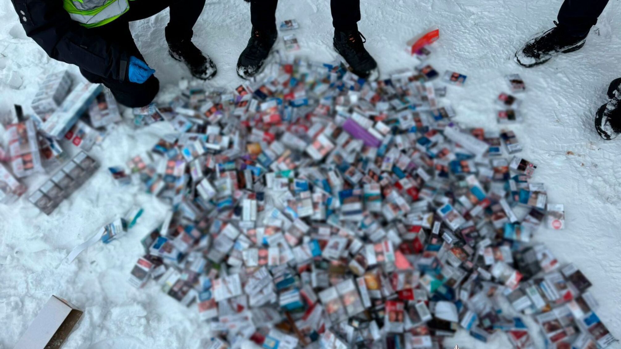 Резонансное дело в Киеве: двух иностранцев будут судить за кражи сигарет более чем на 740 тысяч гривен