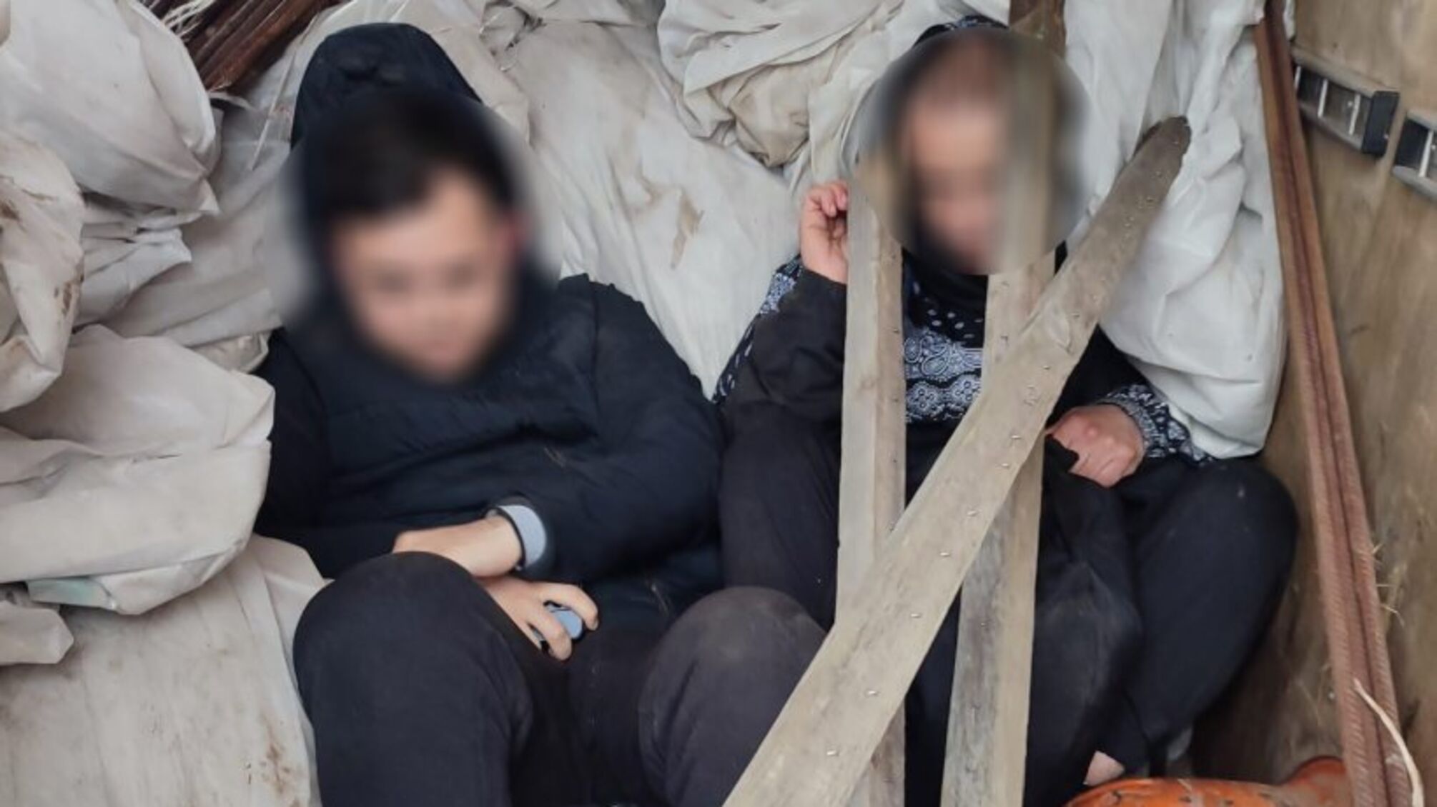 Незаконний виїзд за кордон: на Житомирщині викрили канал переправлення