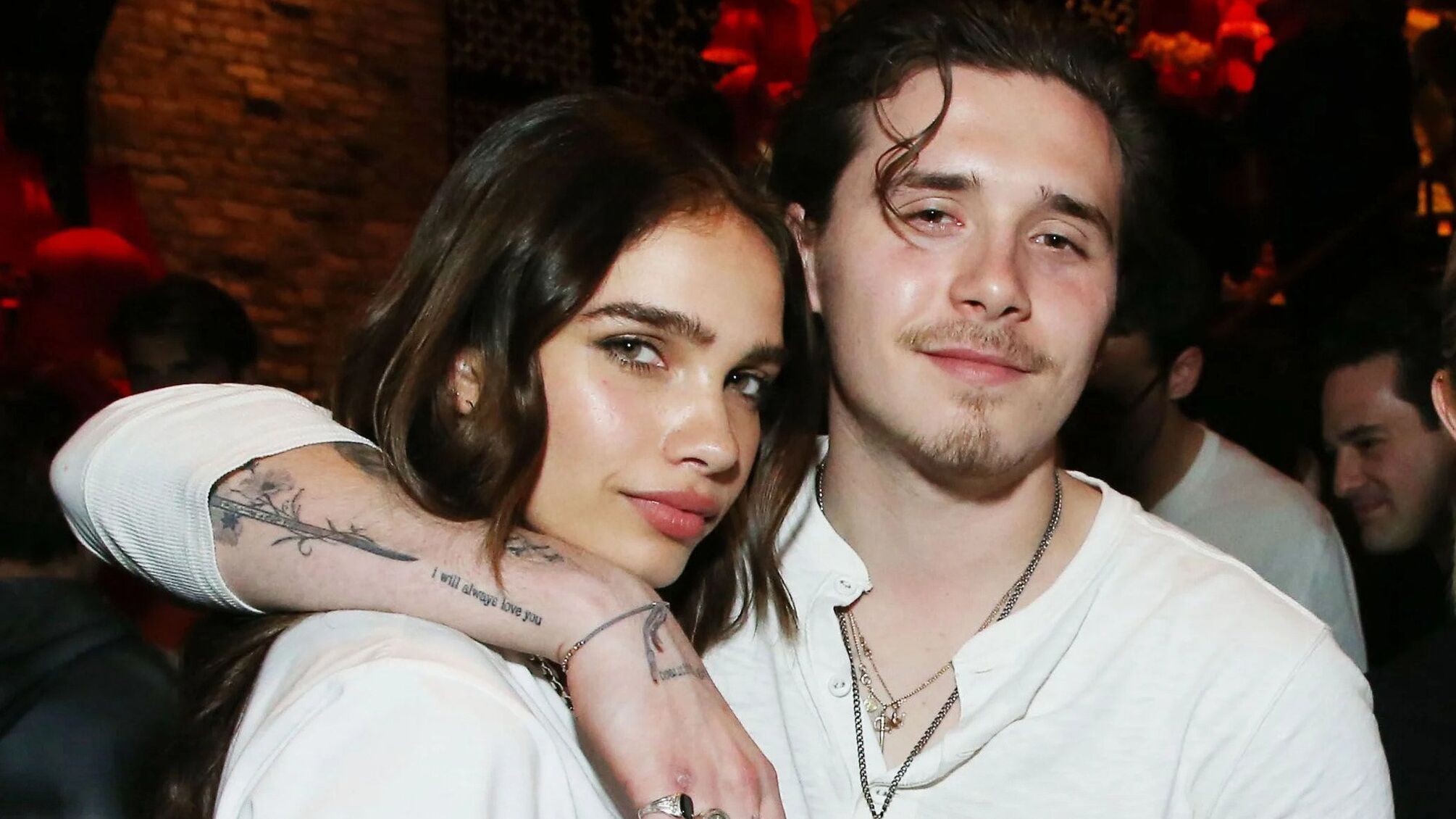 Ексдівчина Брукліна Бекхема заговорила про напругу в його родині