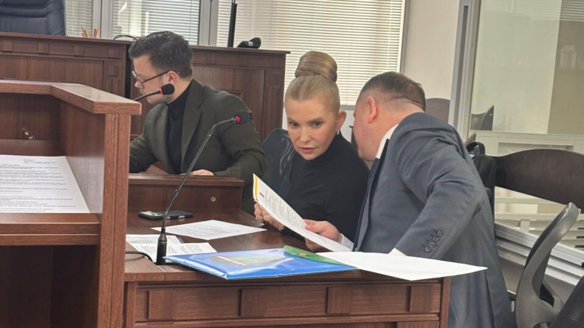 'Это победа': суд разрешил Юлии Тимошенко уехать за границу для участия в мирных переговорах