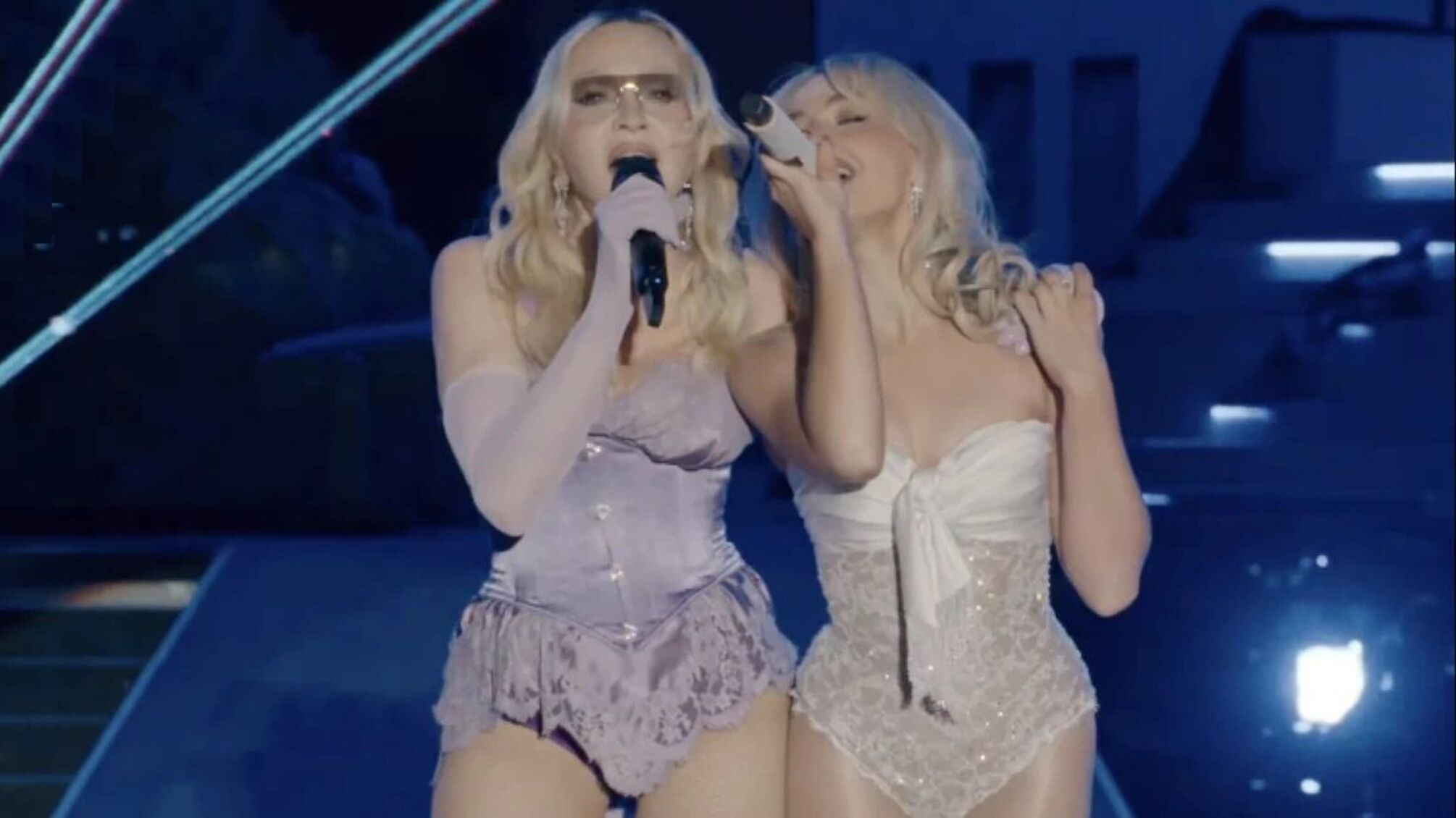 Несподіваний дует: Мадонна та Сабріна Карпентер виступили разом на Coachella