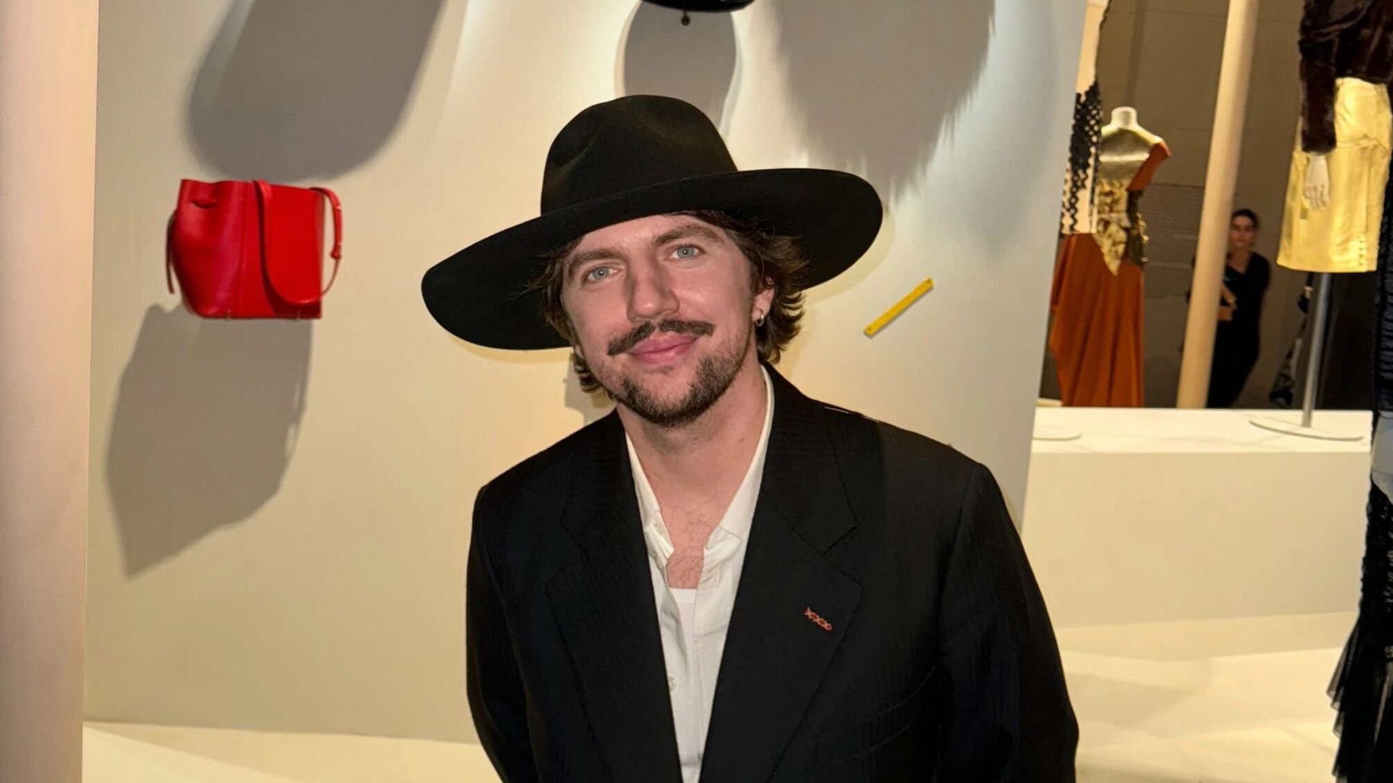 У Руслана Багінського зʼявився у продажу трендовий обідок за майже 12 тисяч гривень