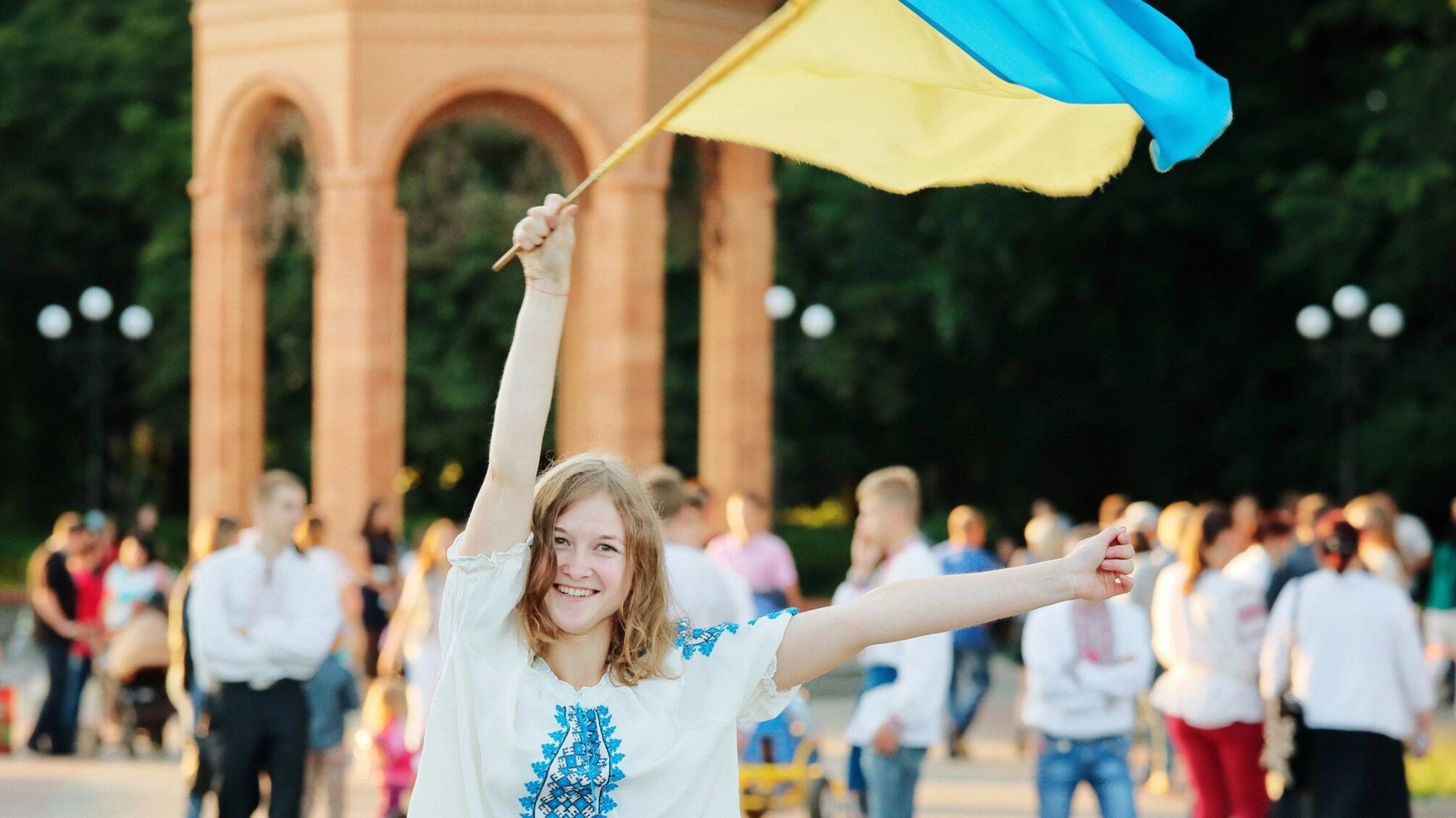 24 квітня – Міжнародний день єдності, сили та голосу молодого покоління