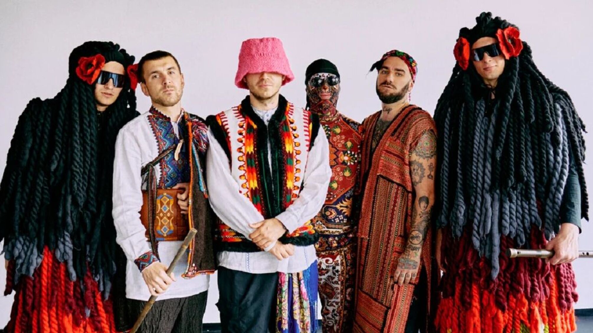 Порошенко заинтриговал 'переговорами' с Kalush: что стоит за шуткой о коллабе уровня Cartier и Roshen