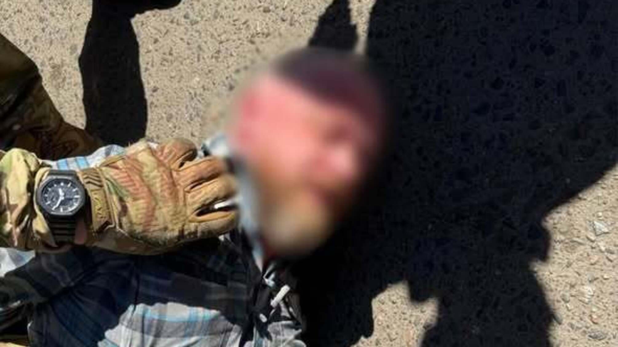 В Одесі банда катувала чоловіка струмом і вимагала $360 тисяч: поліція викрила злочинців